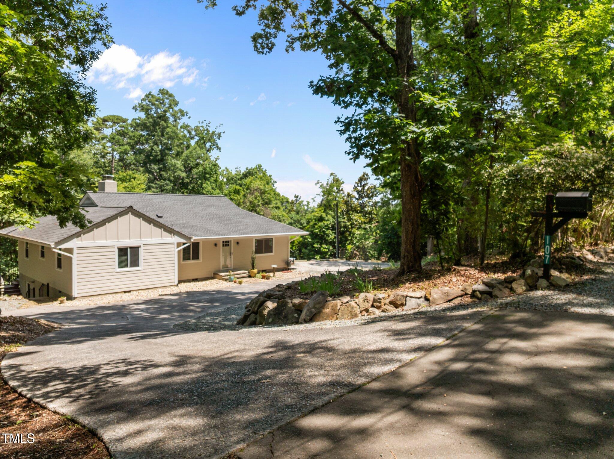 107 Ledge Lane