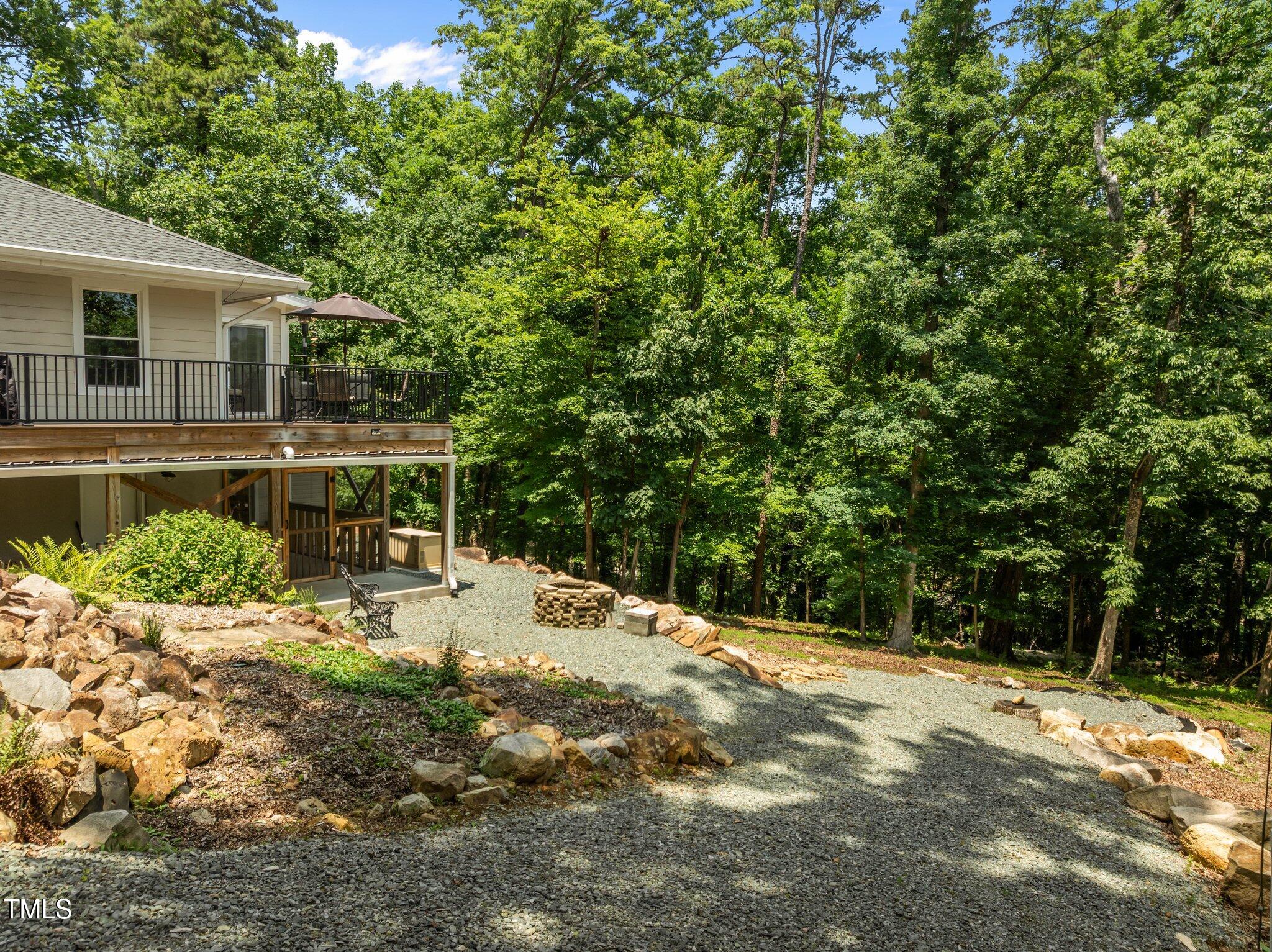 107 Ledge Lane