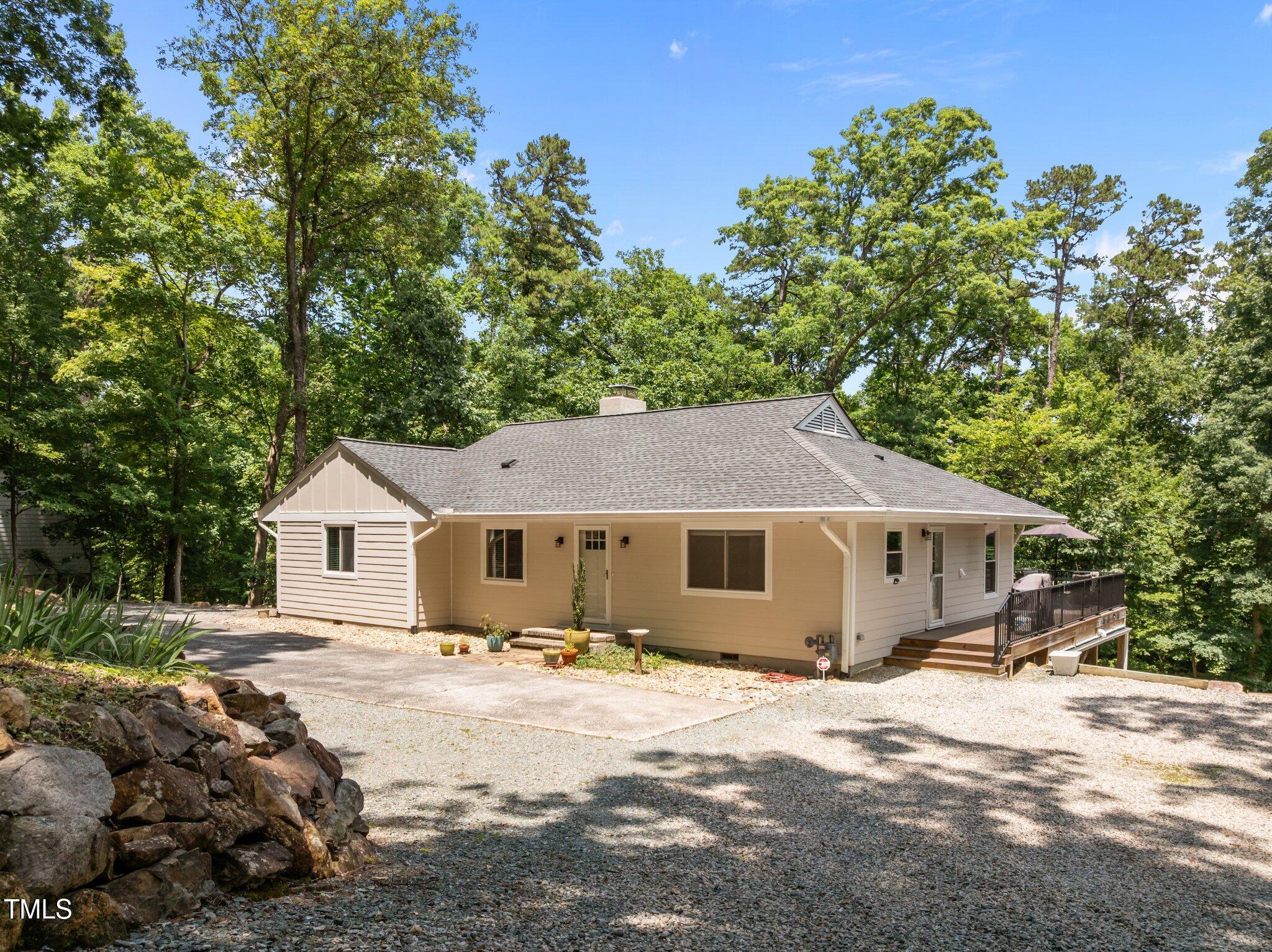 107 Ledge Lane