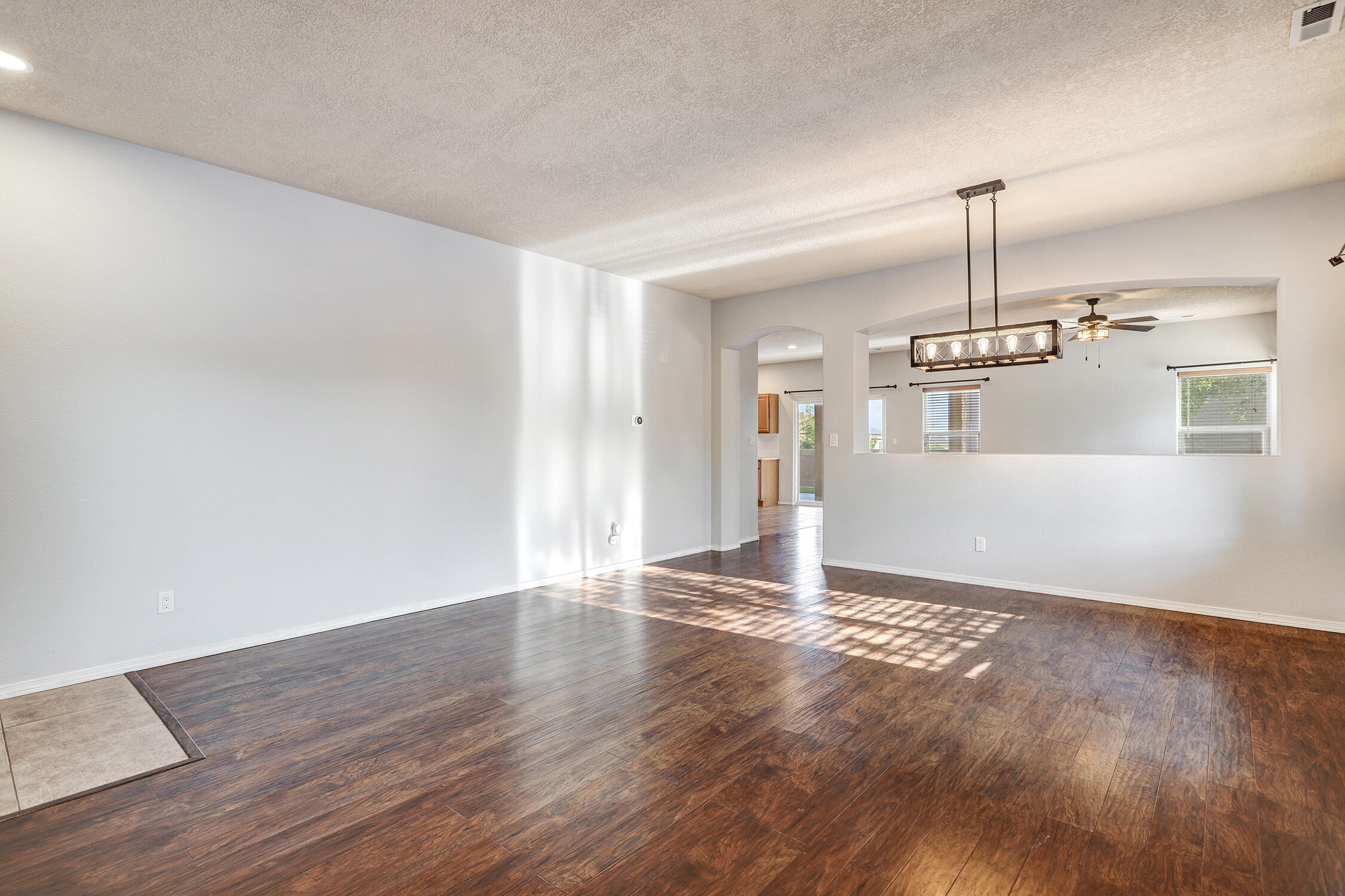 2536 Camino Seville SE