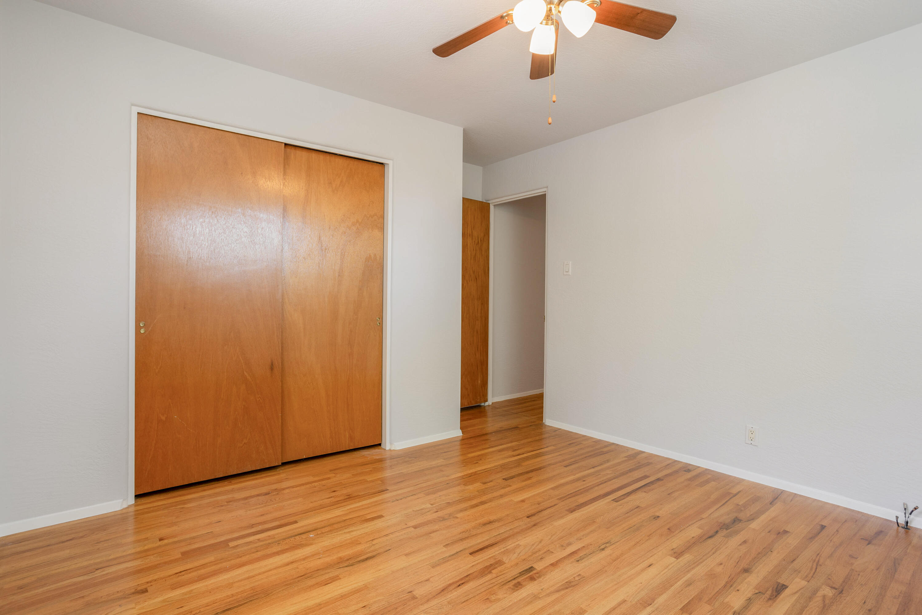 1101 Glorieta Street NE
