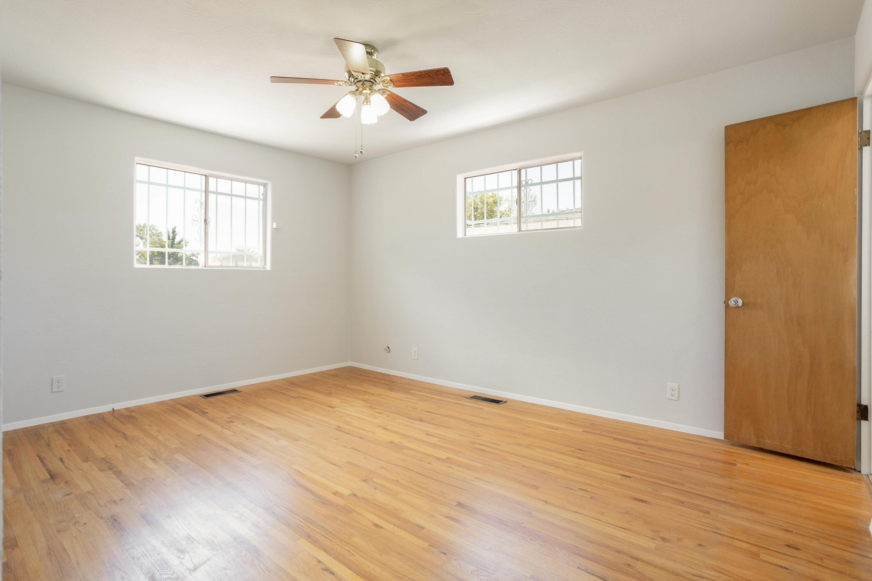 1101 Glorieta Street NE