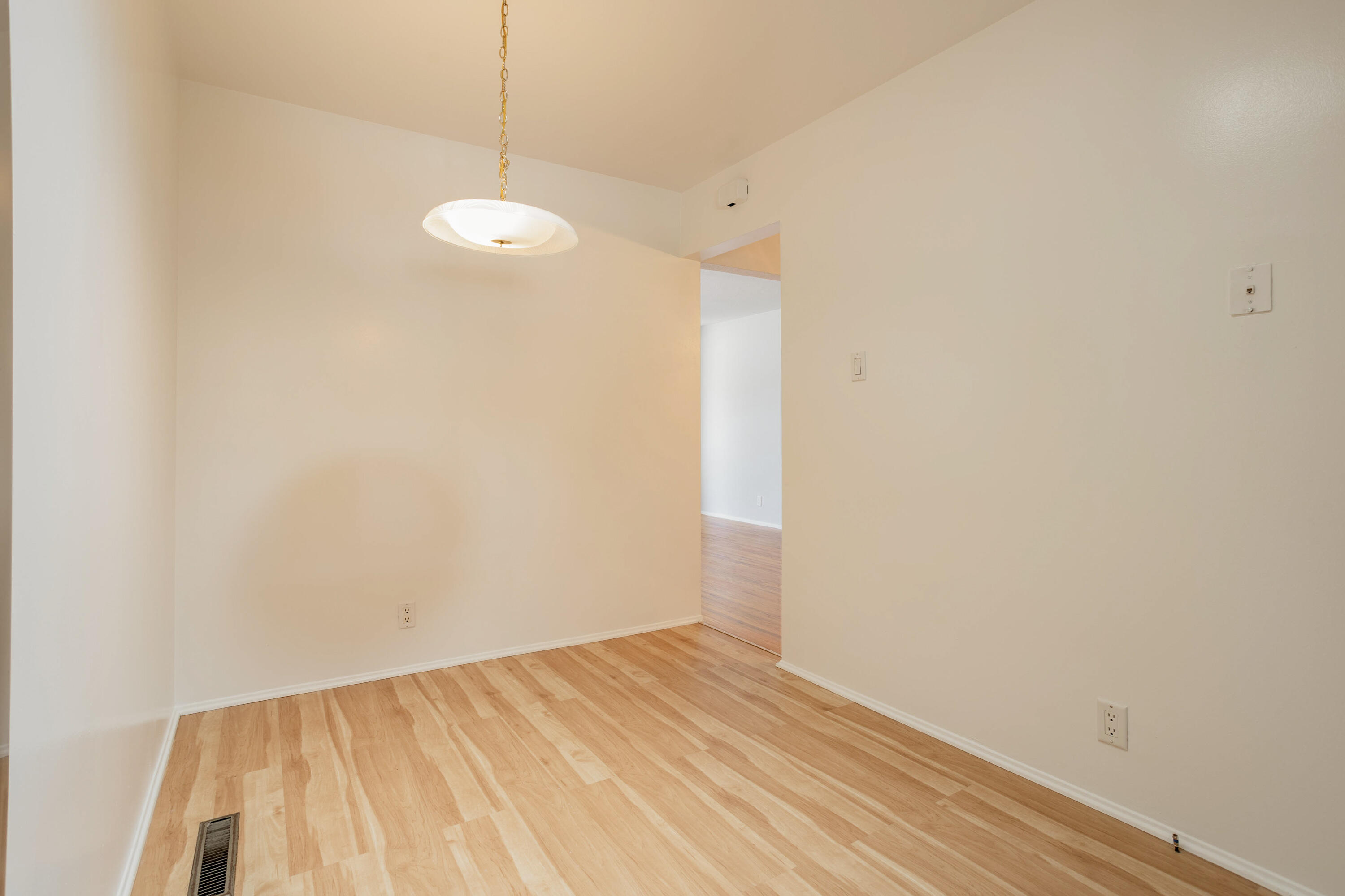1101 Glorieta Street NE