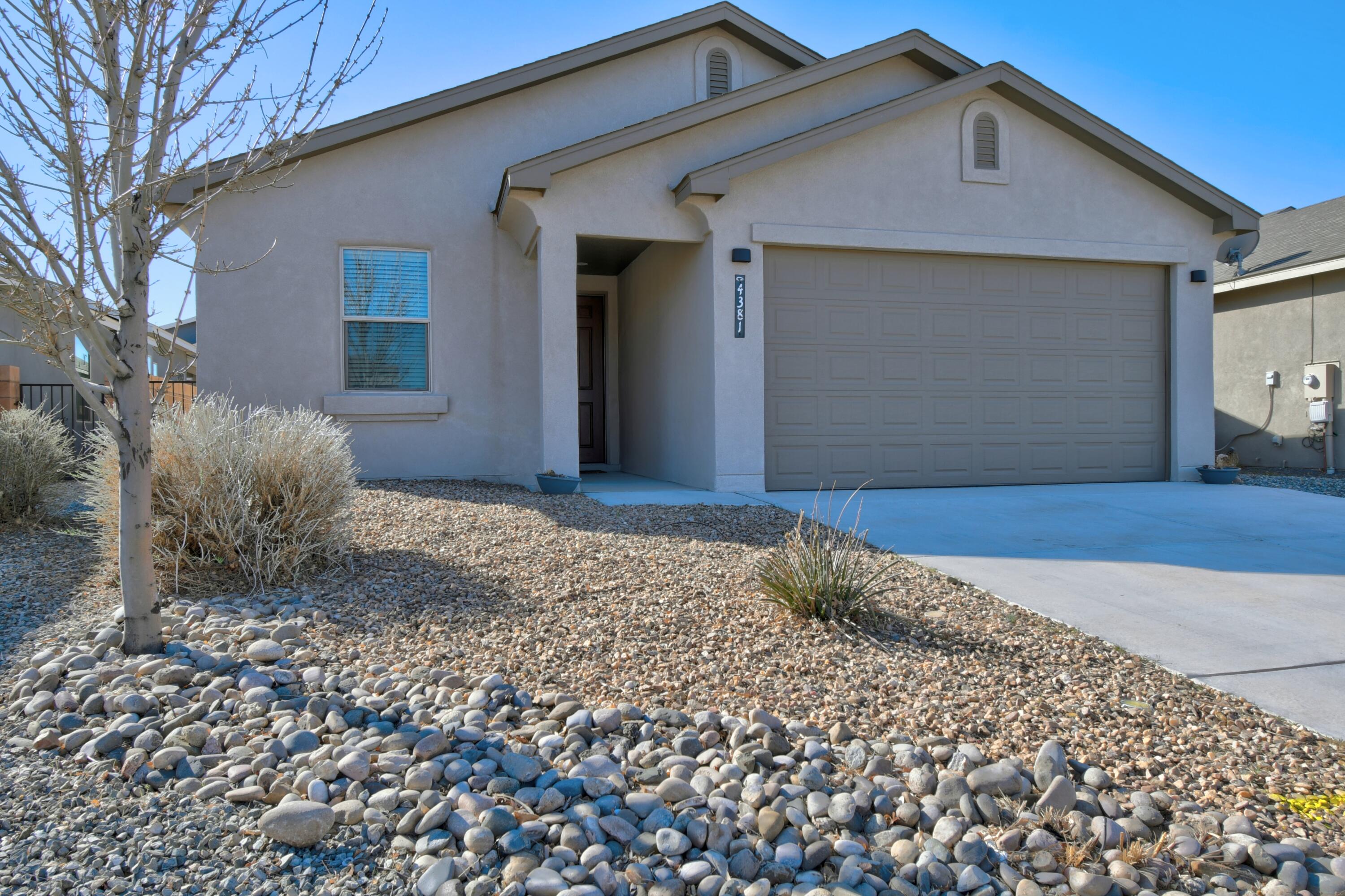 4381 Golden Eagle Loop NE