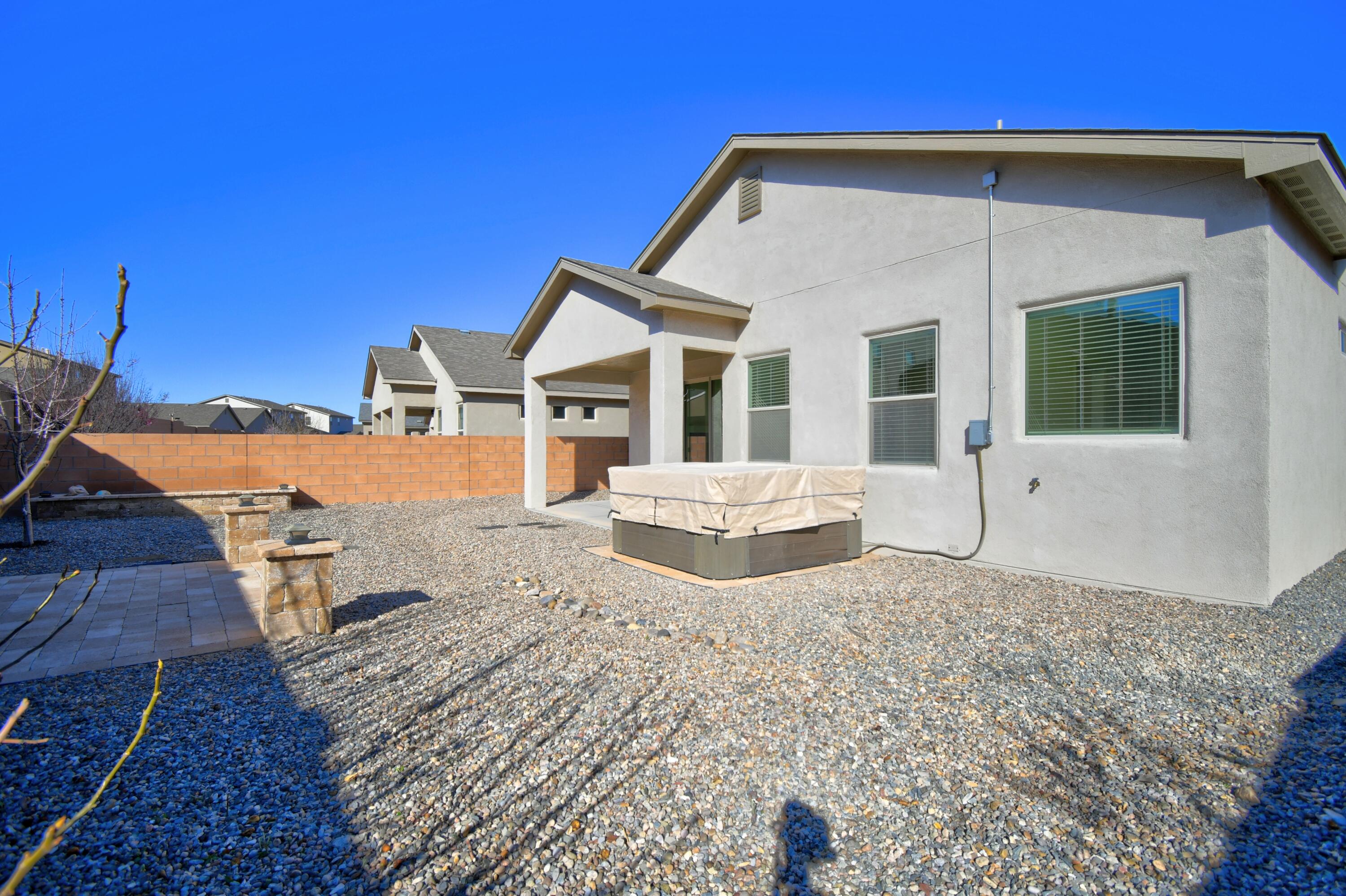 4381 Golden Eagle Loop NE