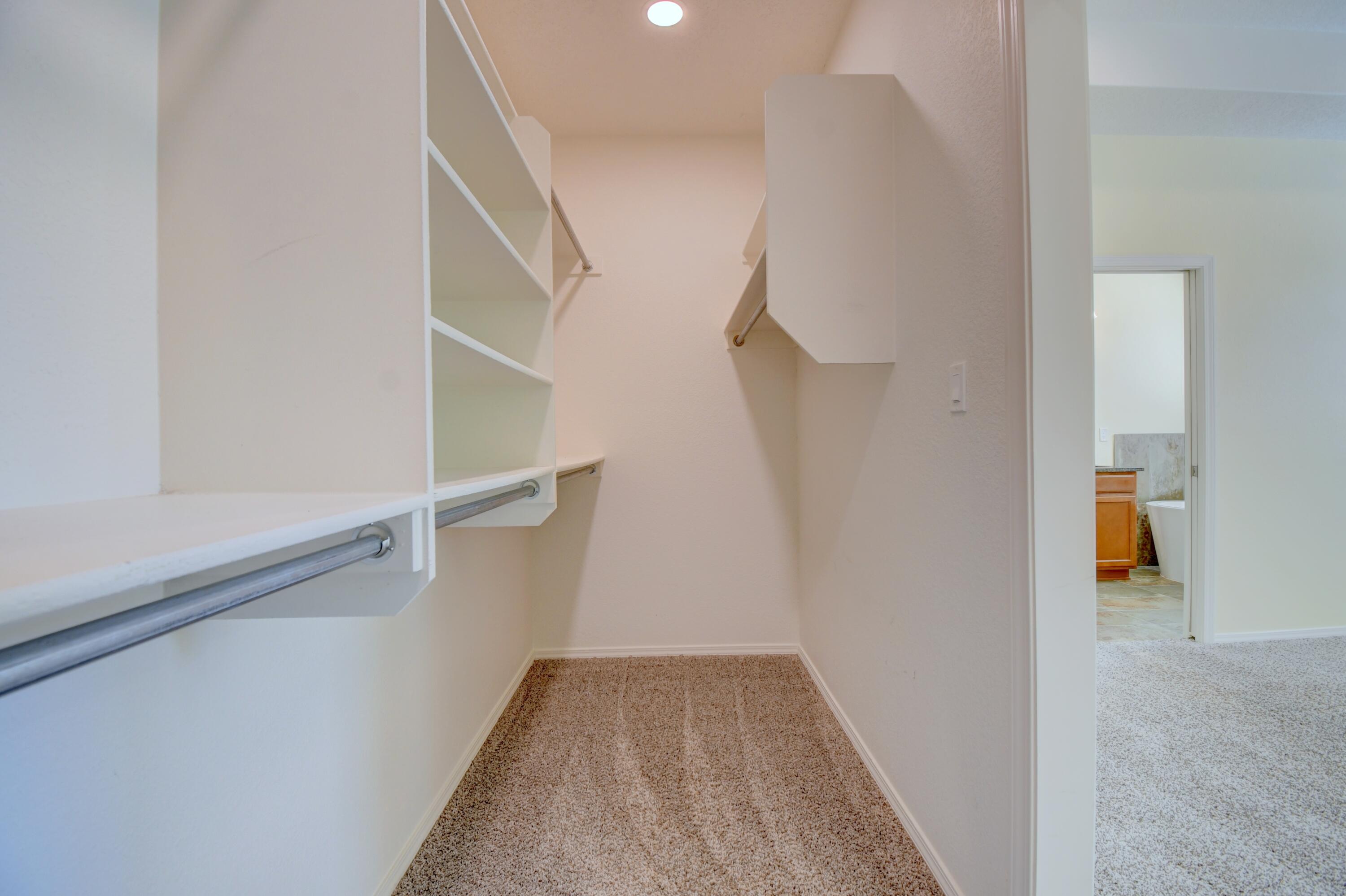 4381 Golden Eagle Loop NE