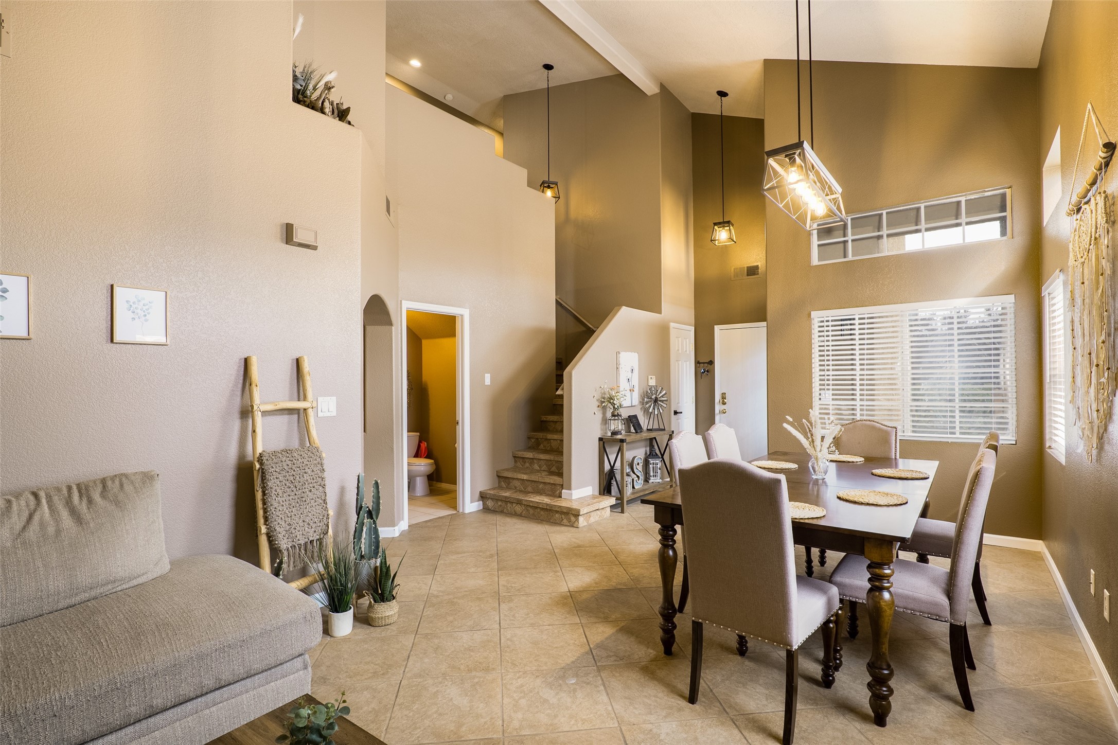 5423 Reserve Court