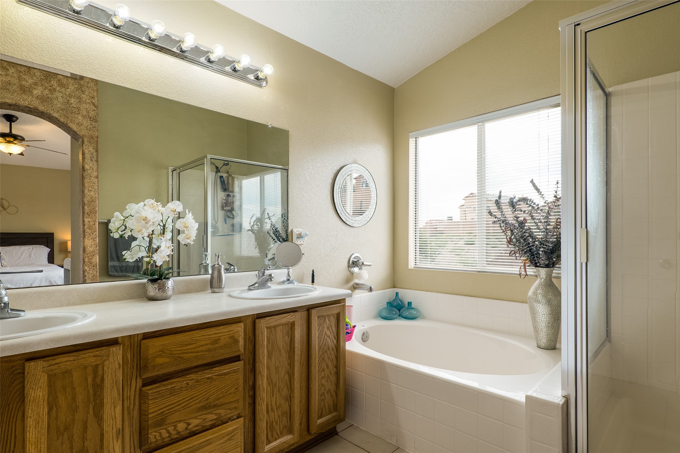 5423 Reserve Court