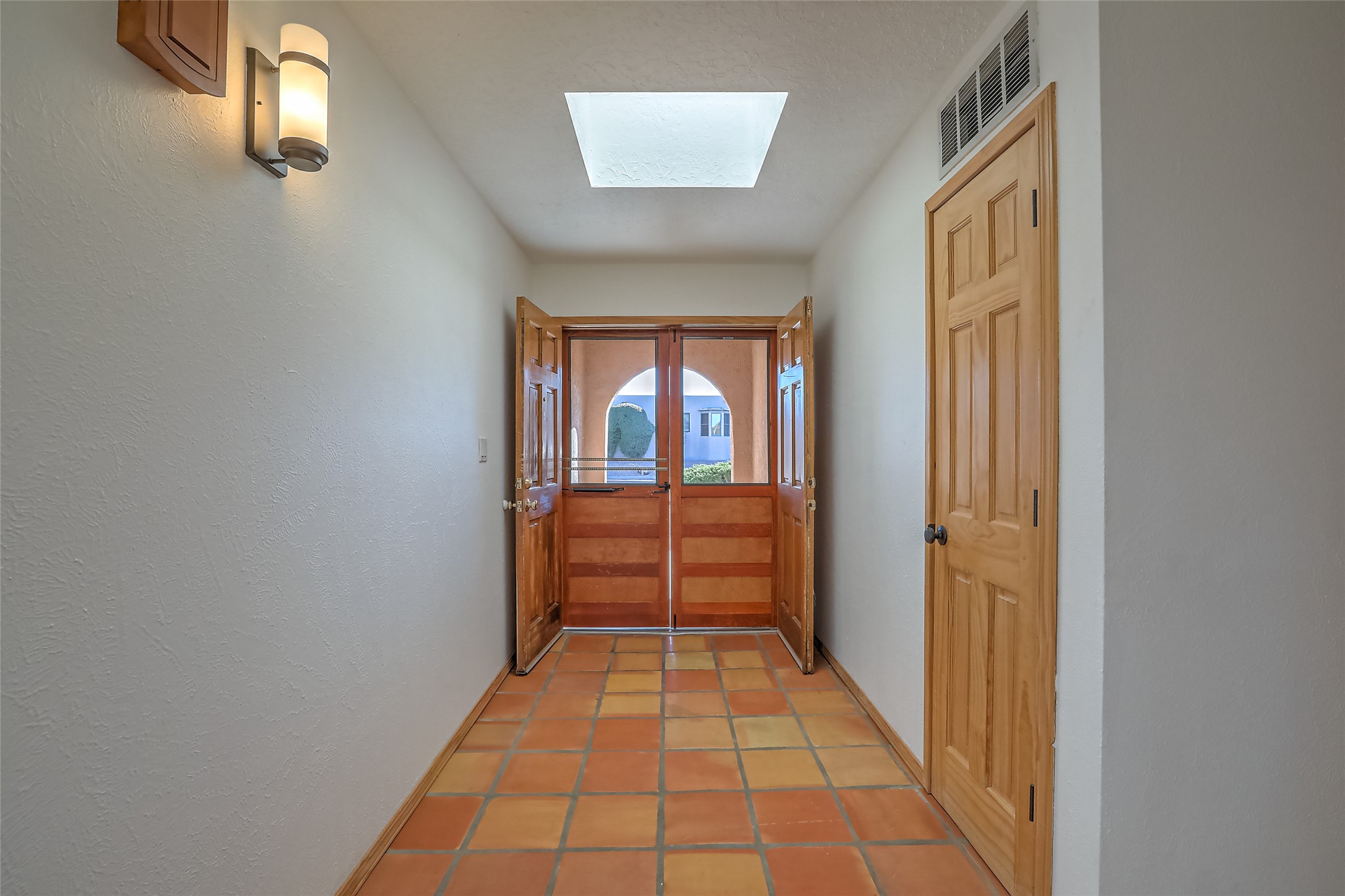 2144 Candelero