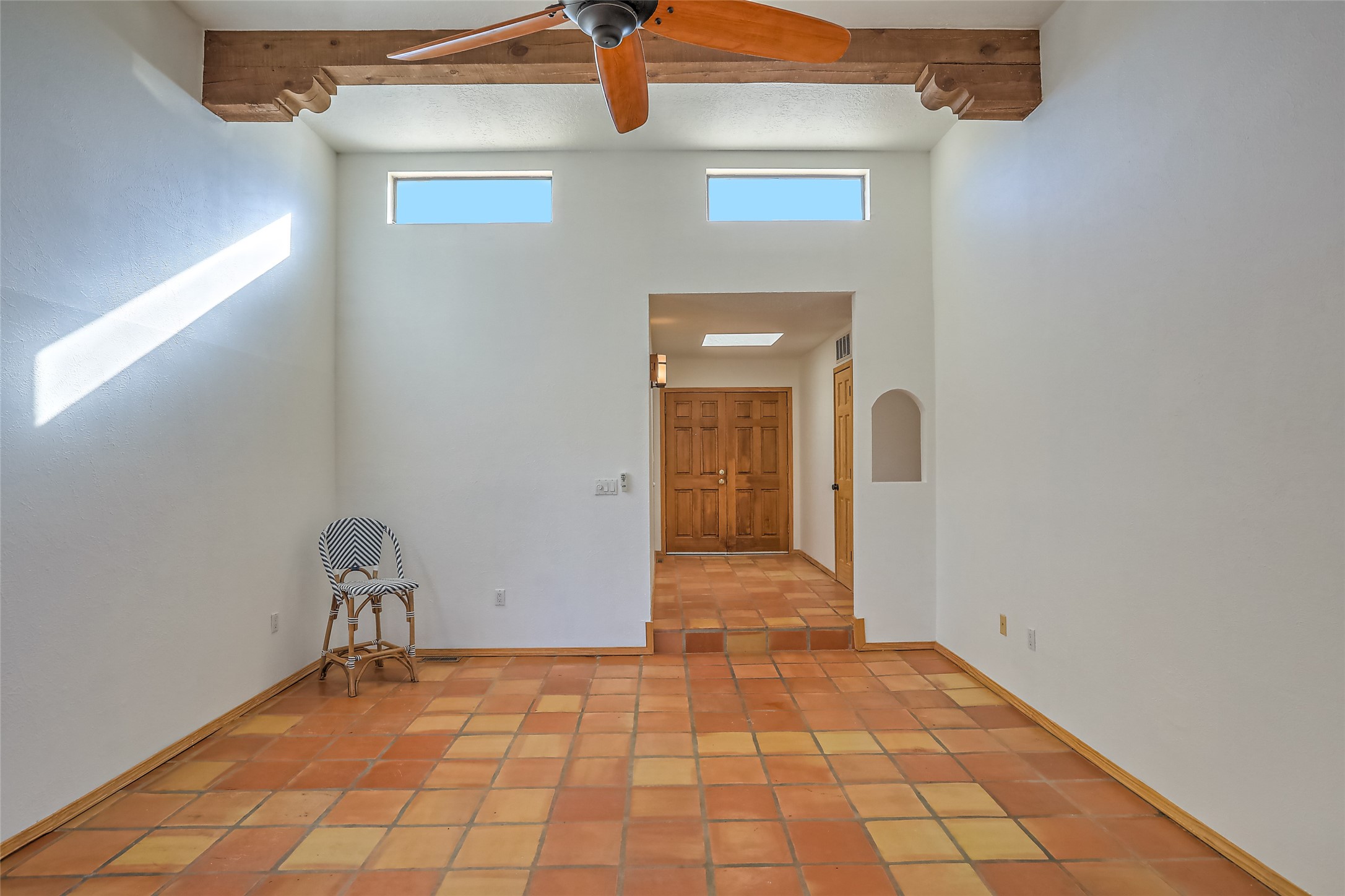 2144 Candelero