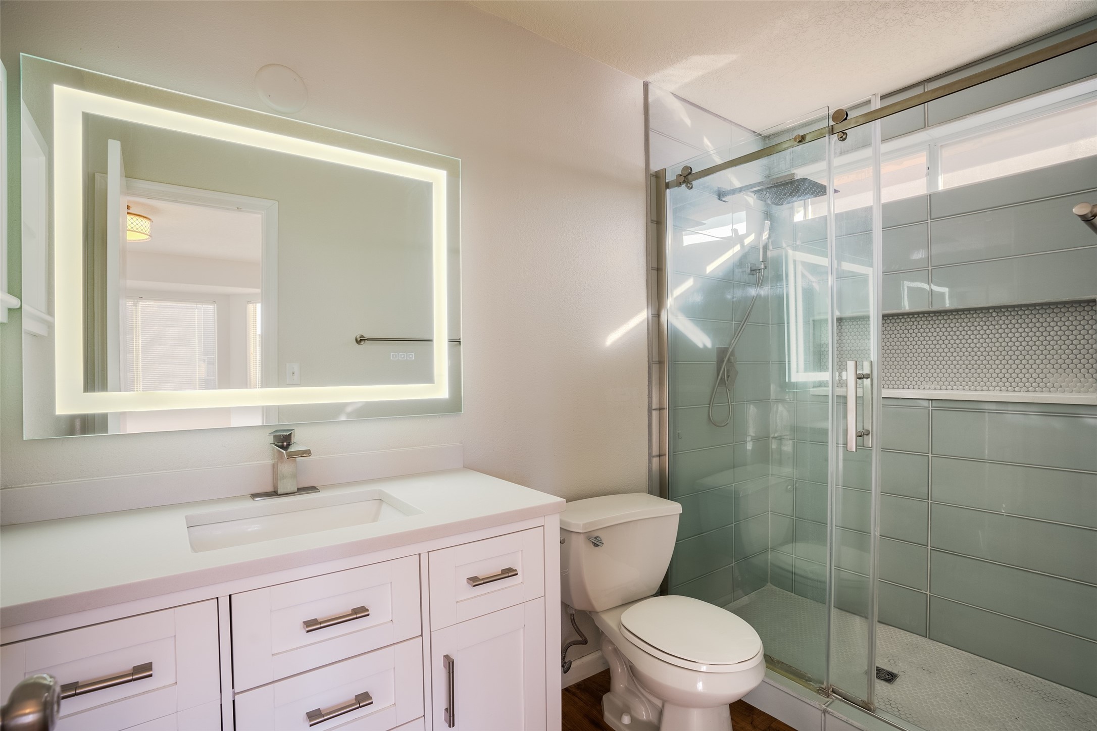 7716 Woodstar Avenue NW