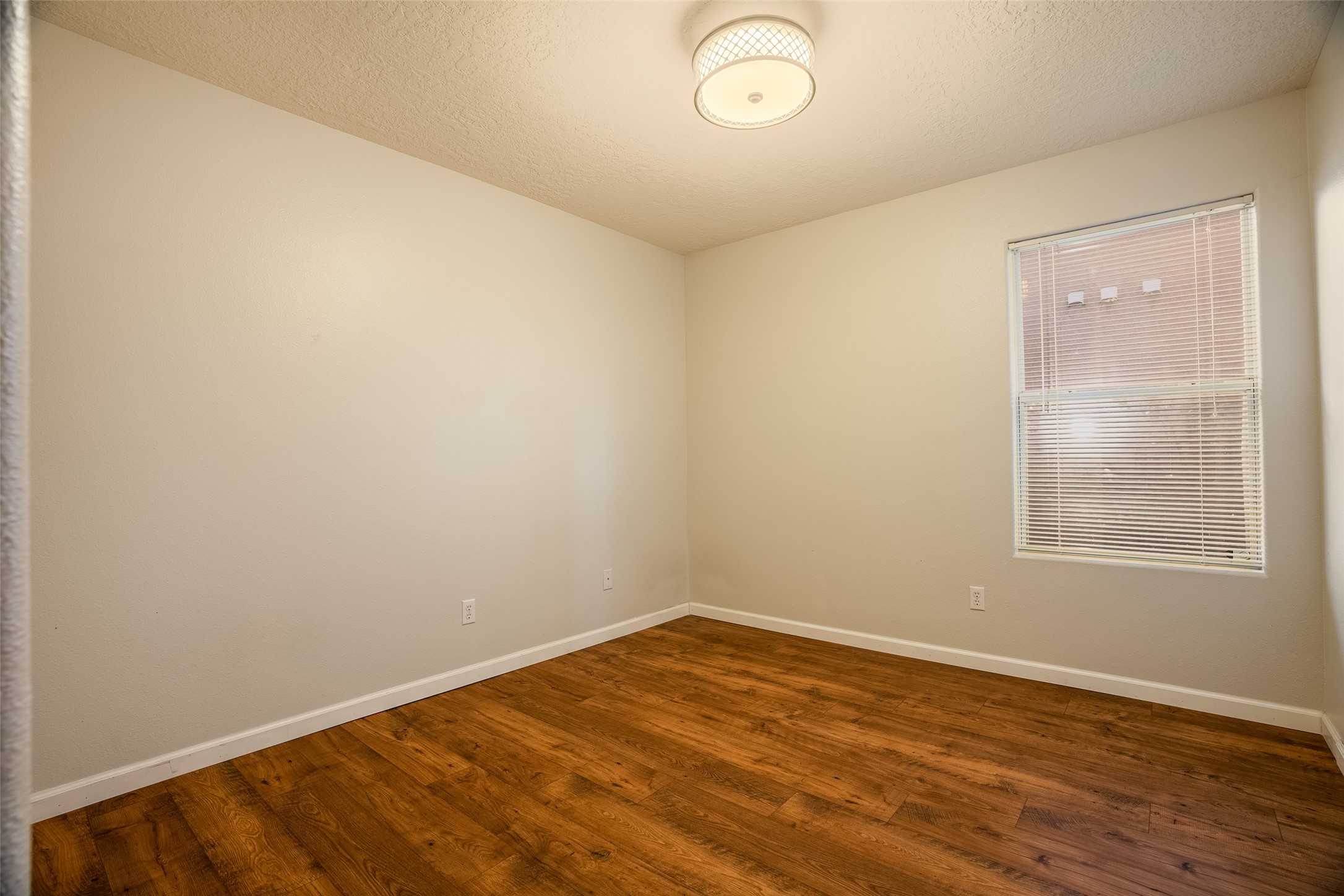 7716 Woodstar Avenue NW