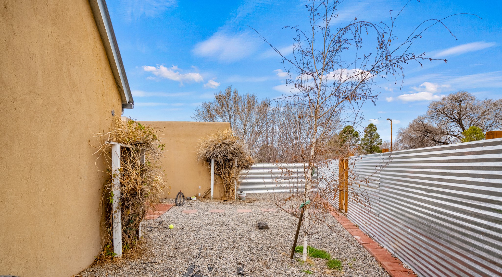 1400 James Thompson Lane