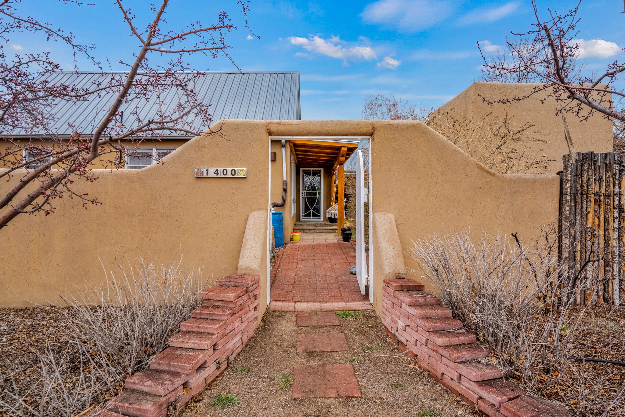 1400 James Thompson Lane