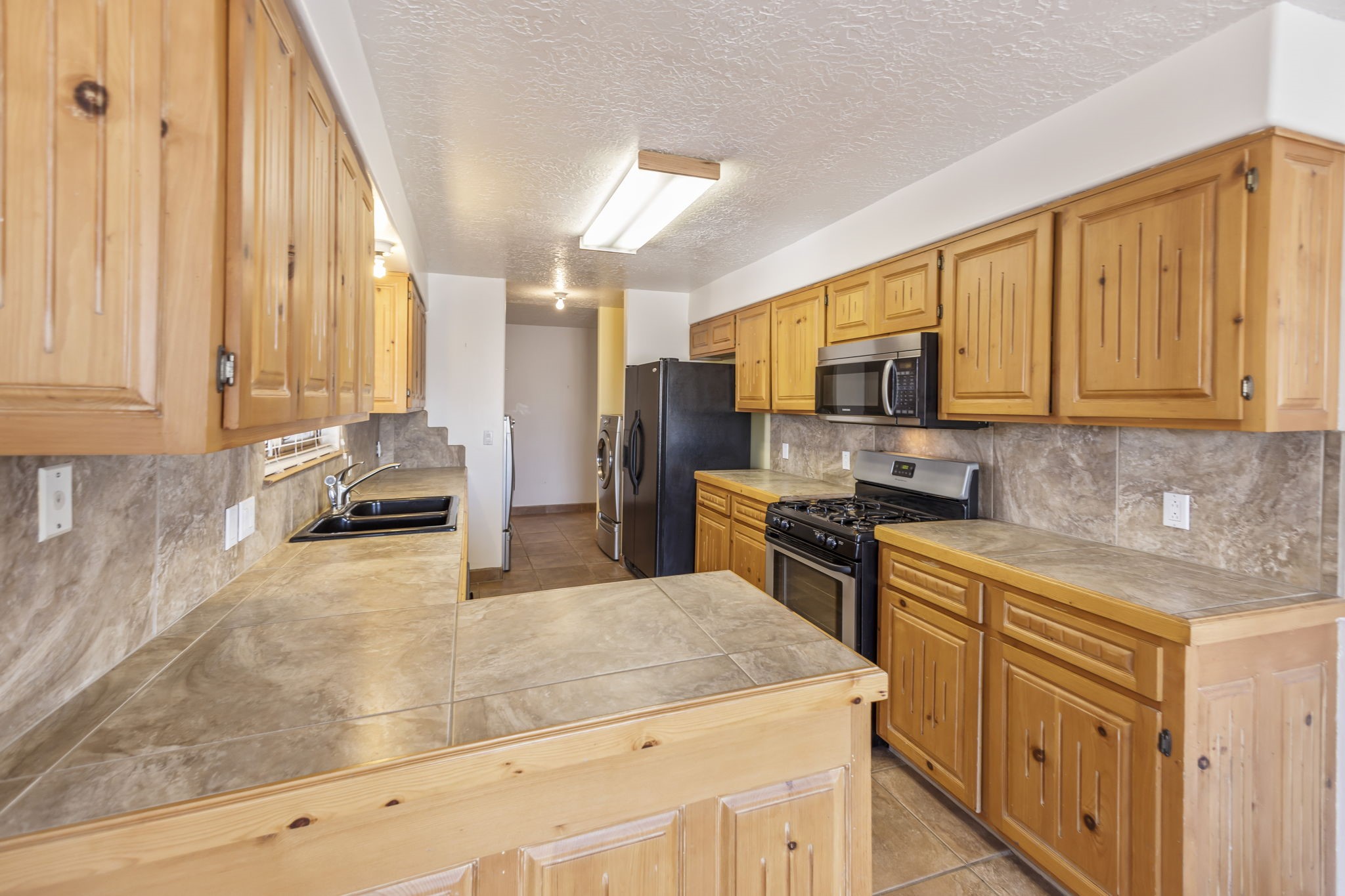 6337 Calle Zanate