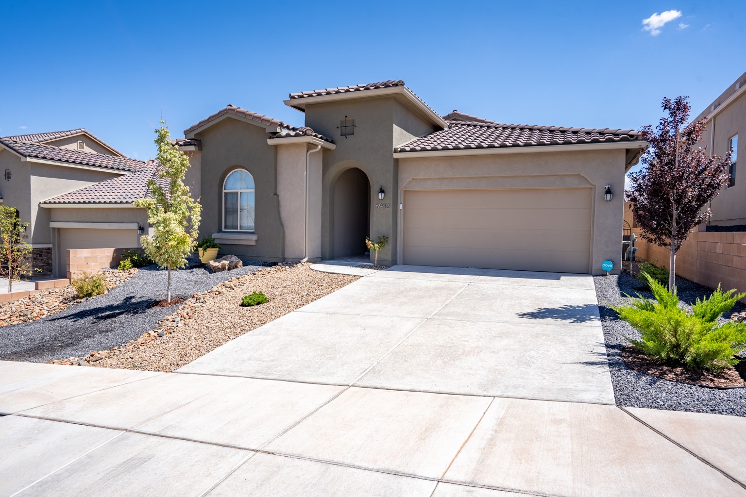 6942 Cleary Loop NE