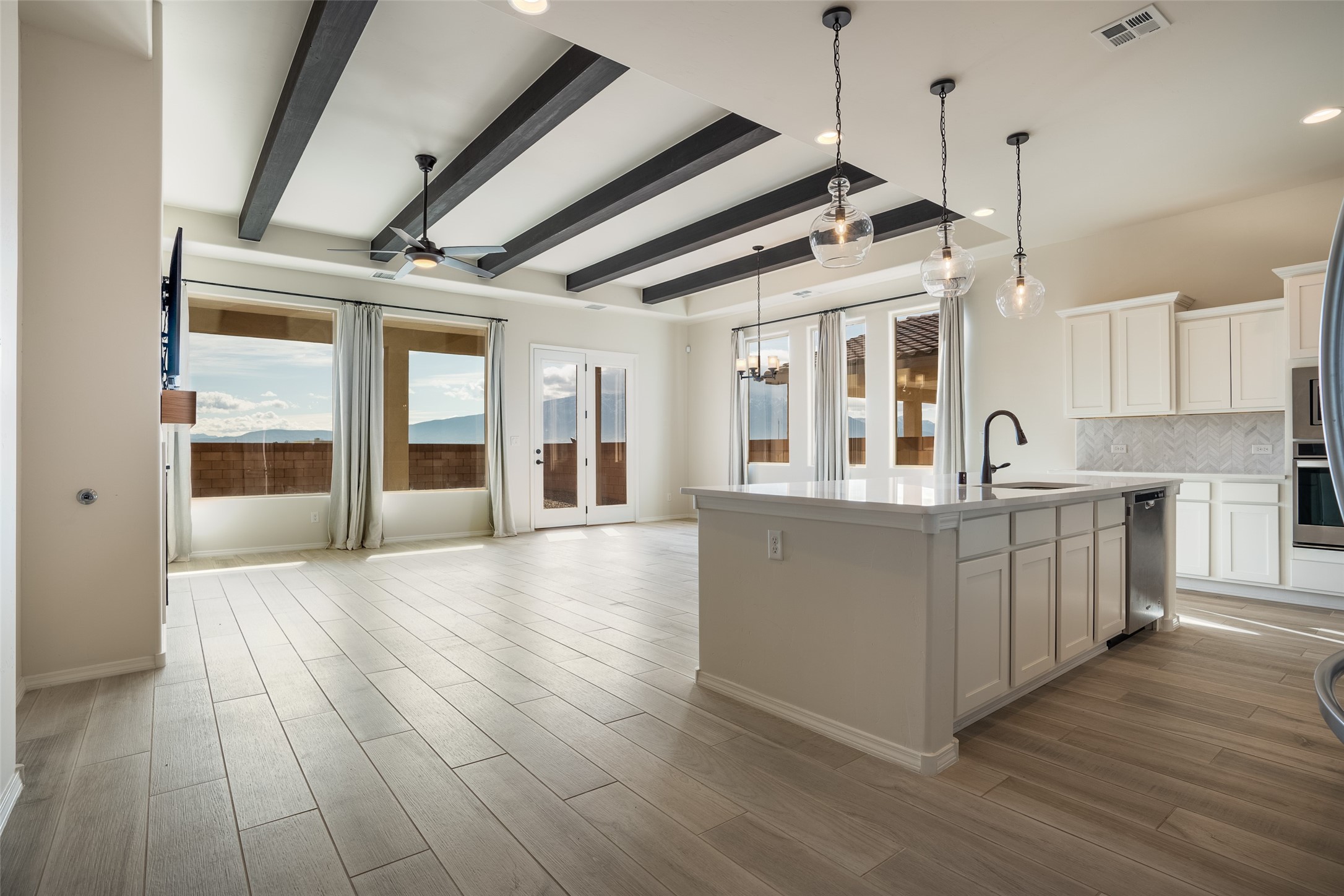 4337 Mountain Trail Loop NE