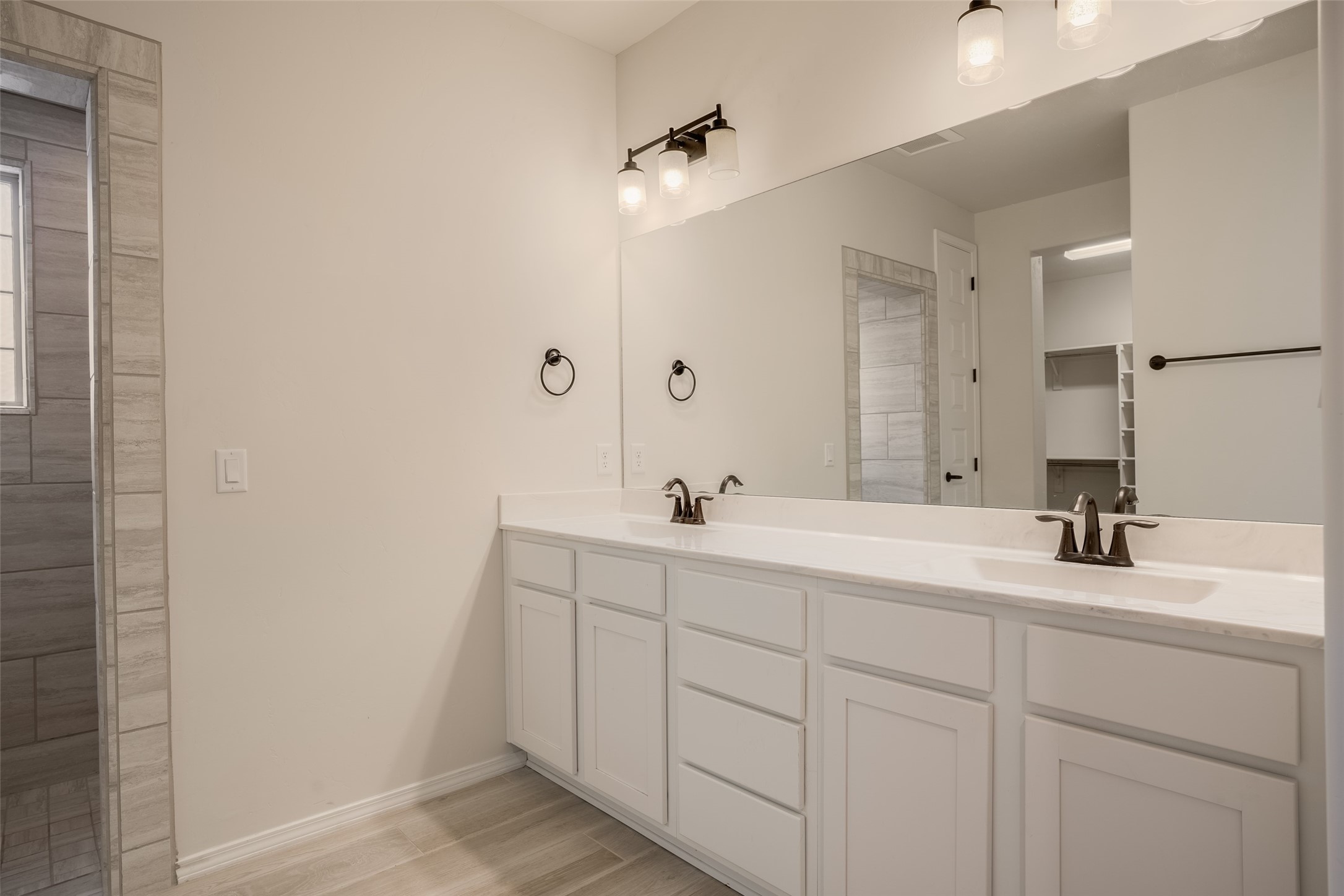 4337 Mountain Trail Loop NE