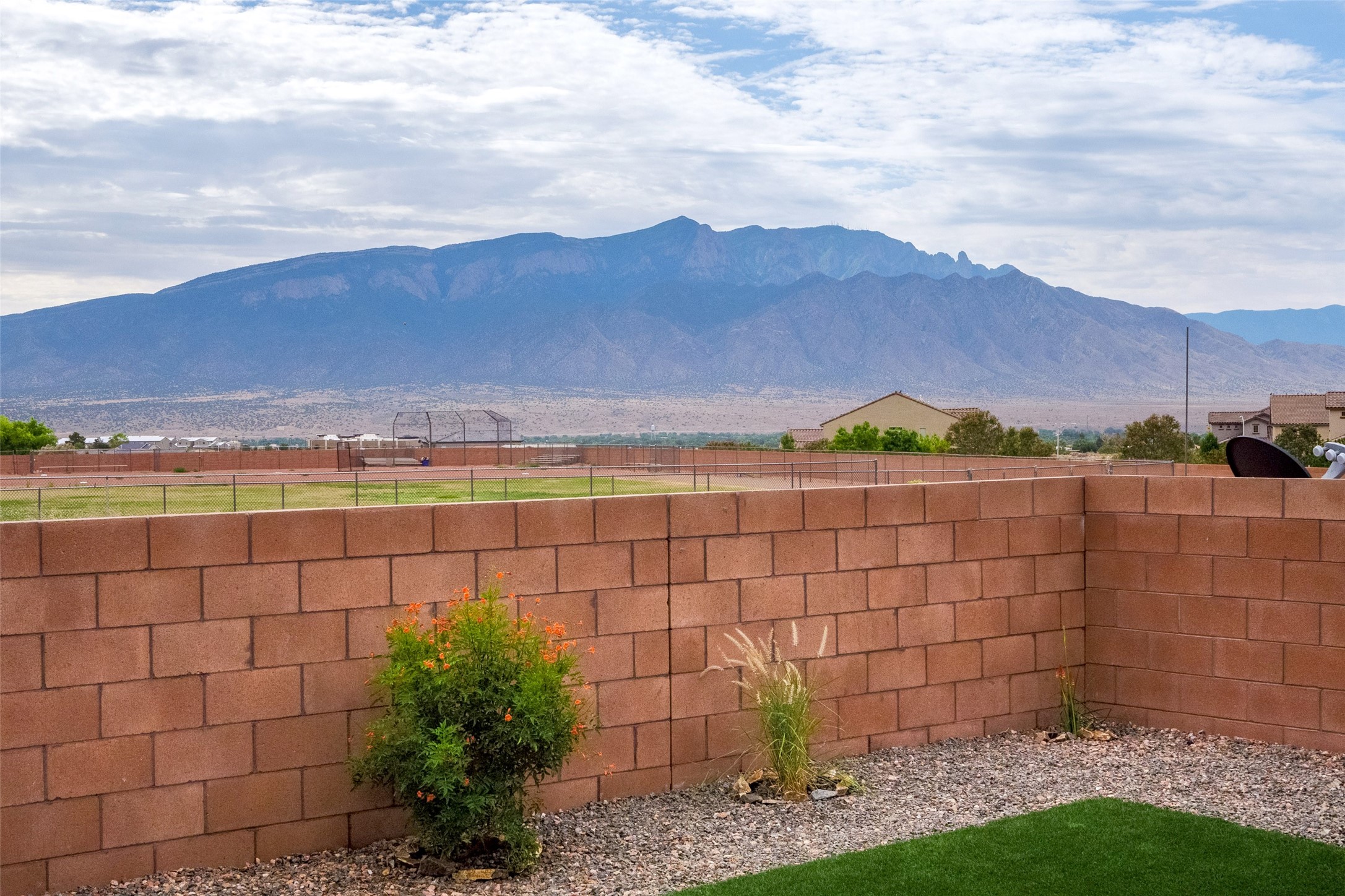 4337 Mountain Trail Loop NE