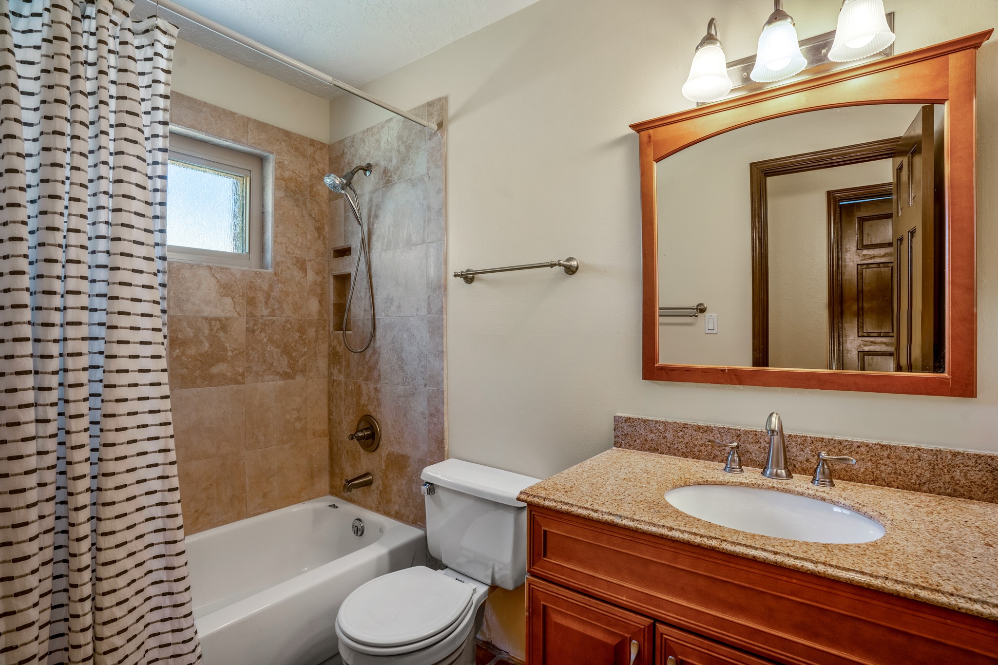 2144 Candelero