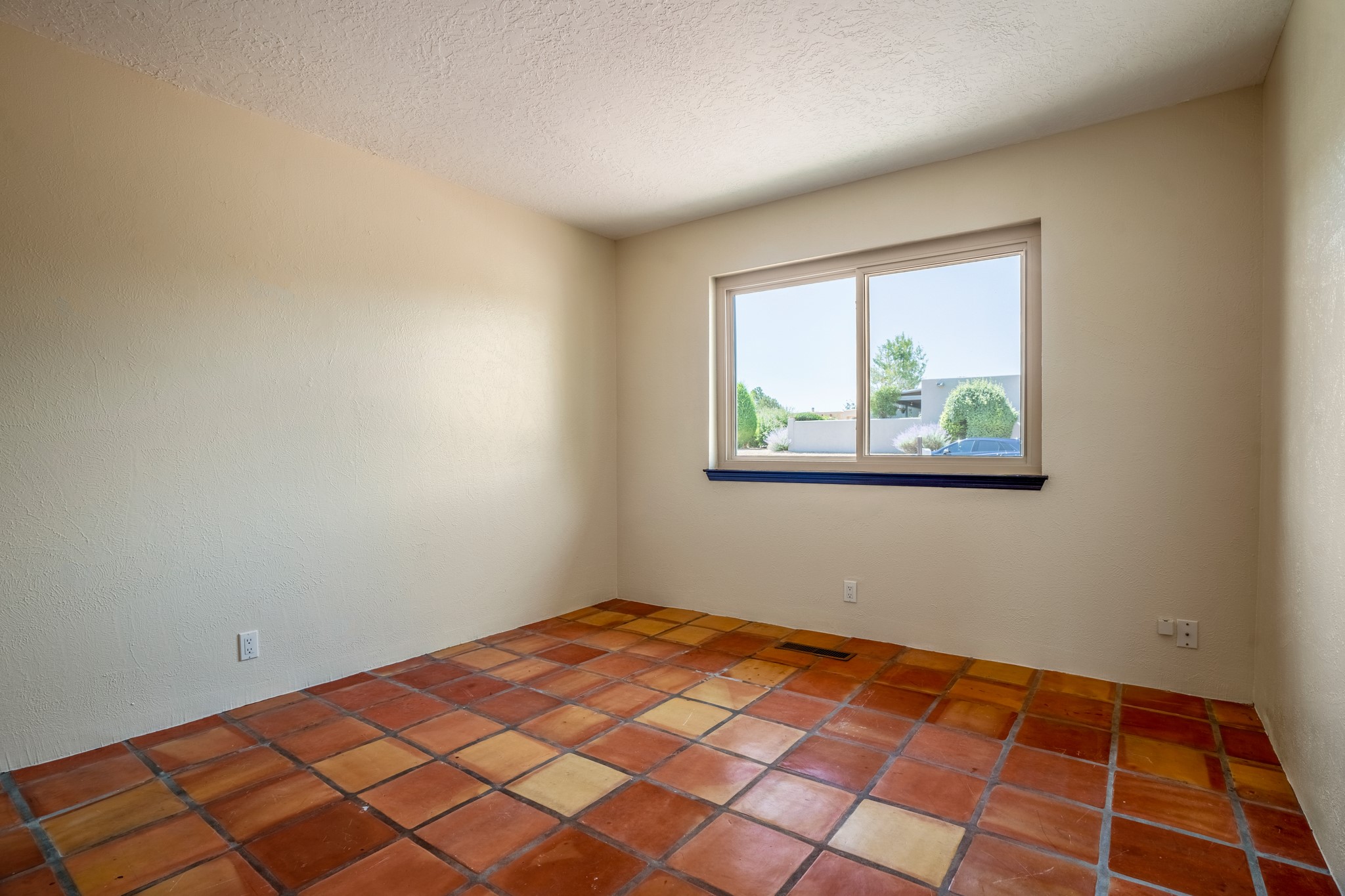 2144 Candelero