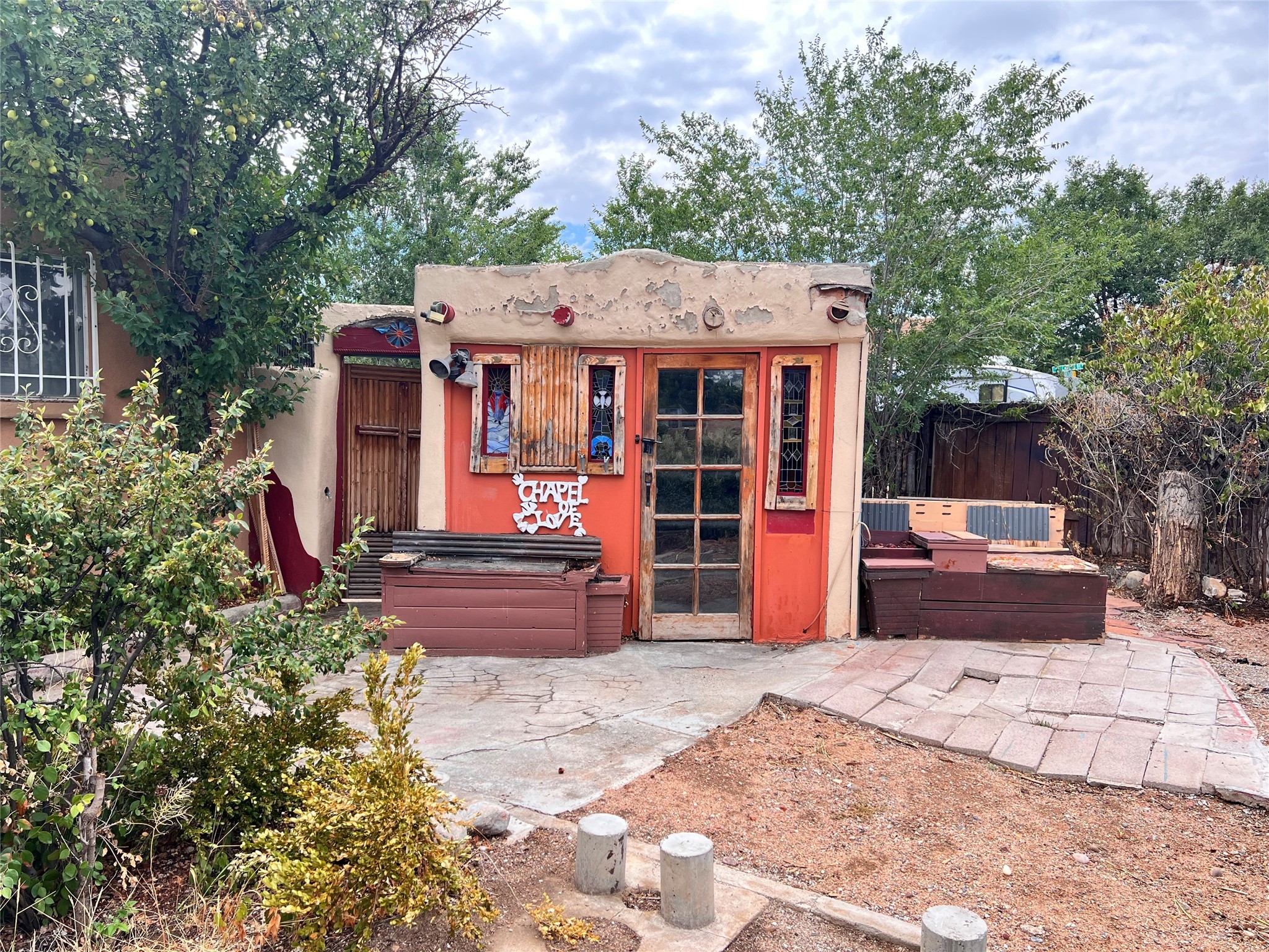 2742 Calle Cedro