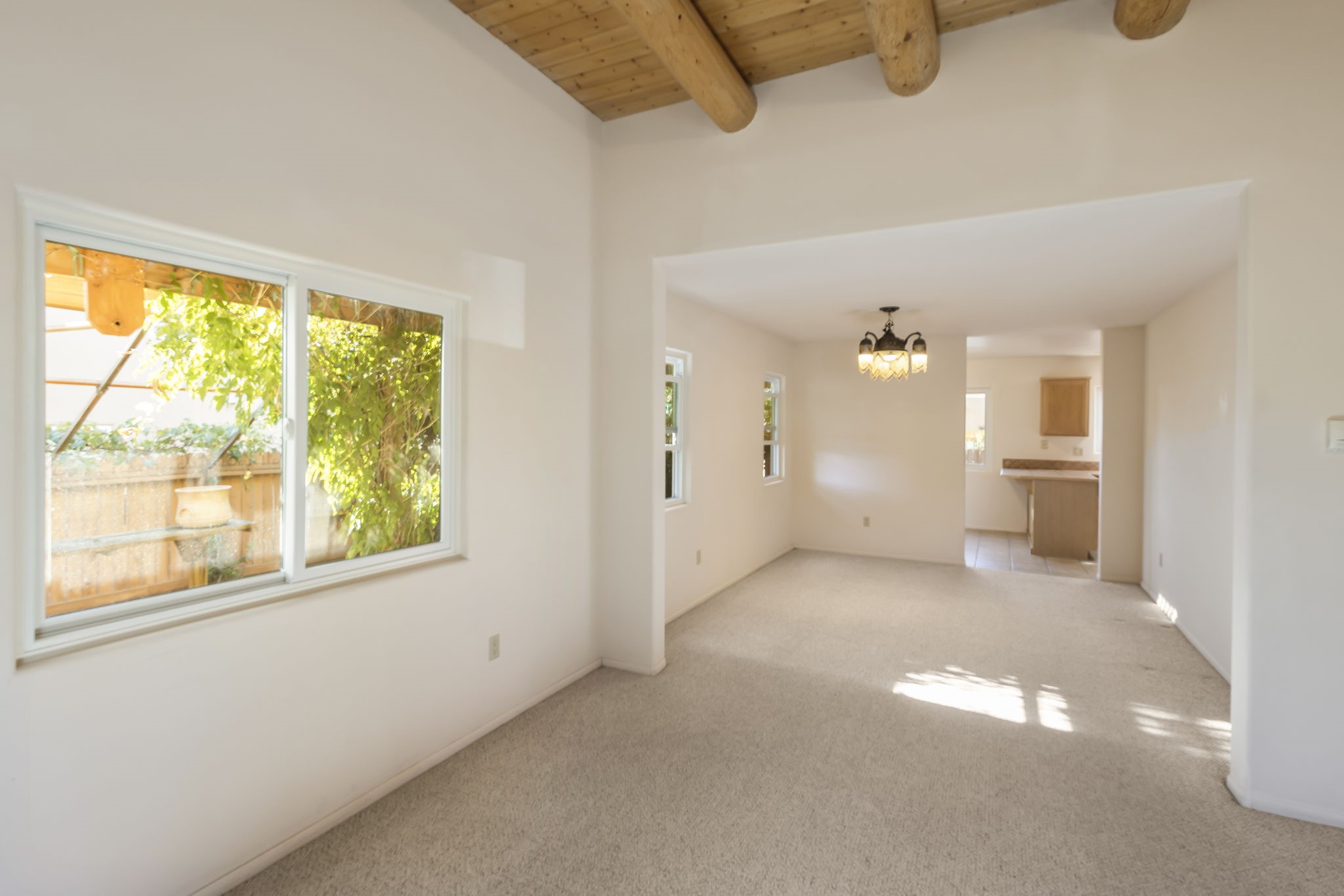 6602 Camino Rojo