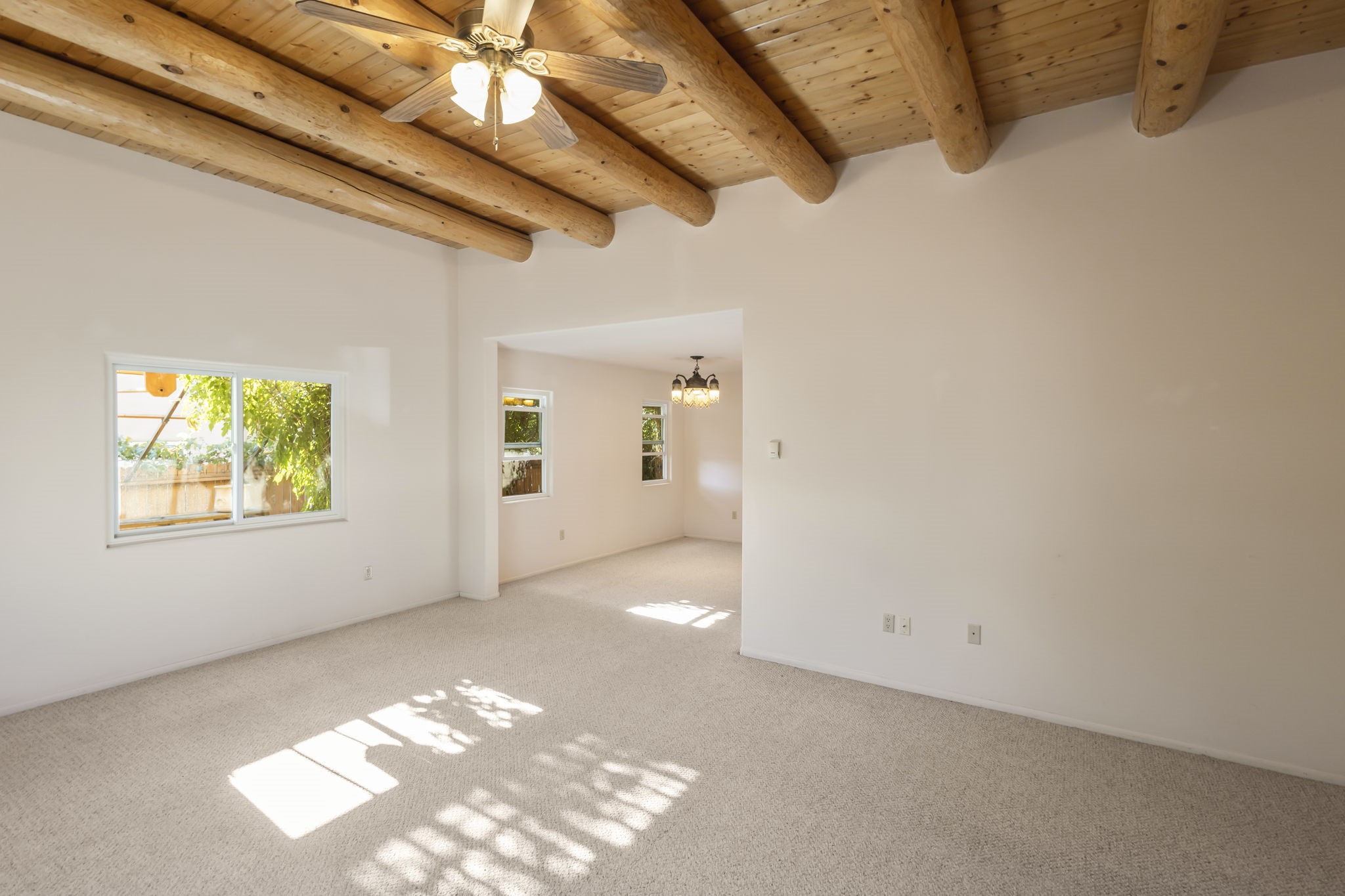 6602 Camino Rojo