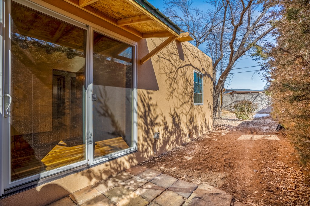 1436 Santa Cruz Drive