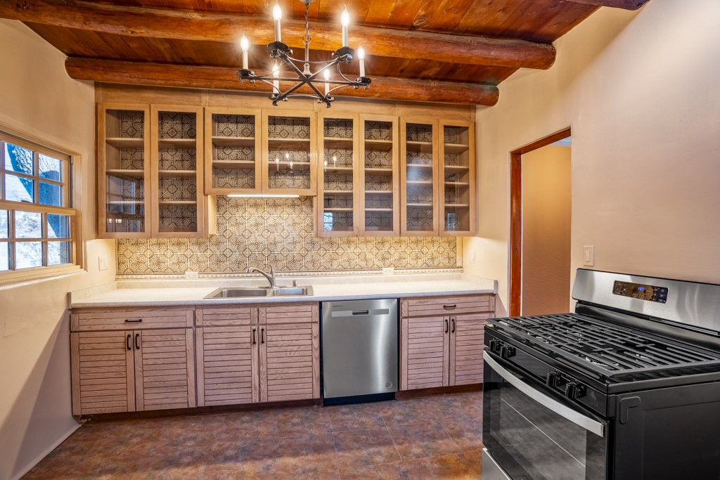 1436 Santa Cruz Drive