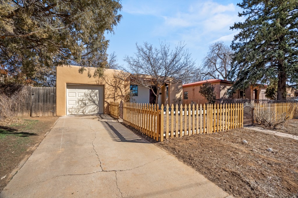 1436 Santa Cruz Drive
