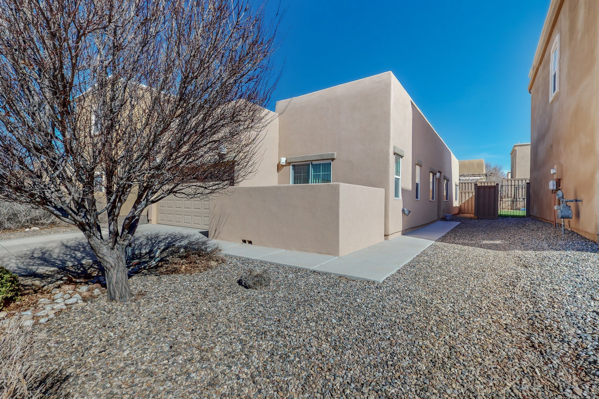 9 Sky Ridge Drive