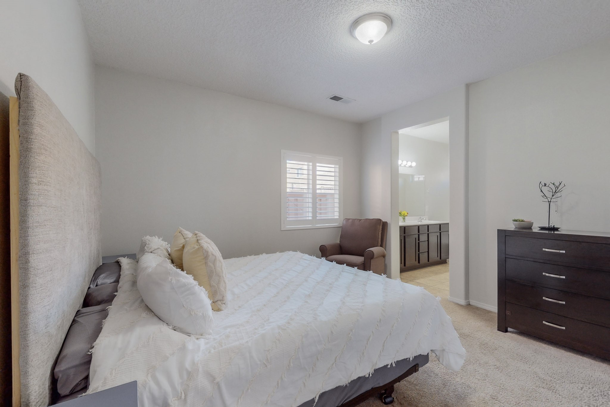 9 Sky Ridge Drive