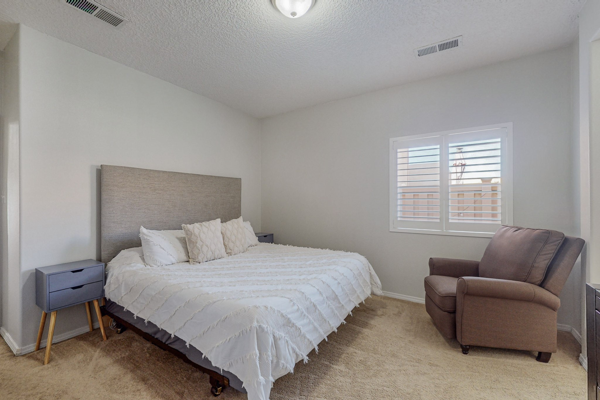 9 Sky Ridge Drive