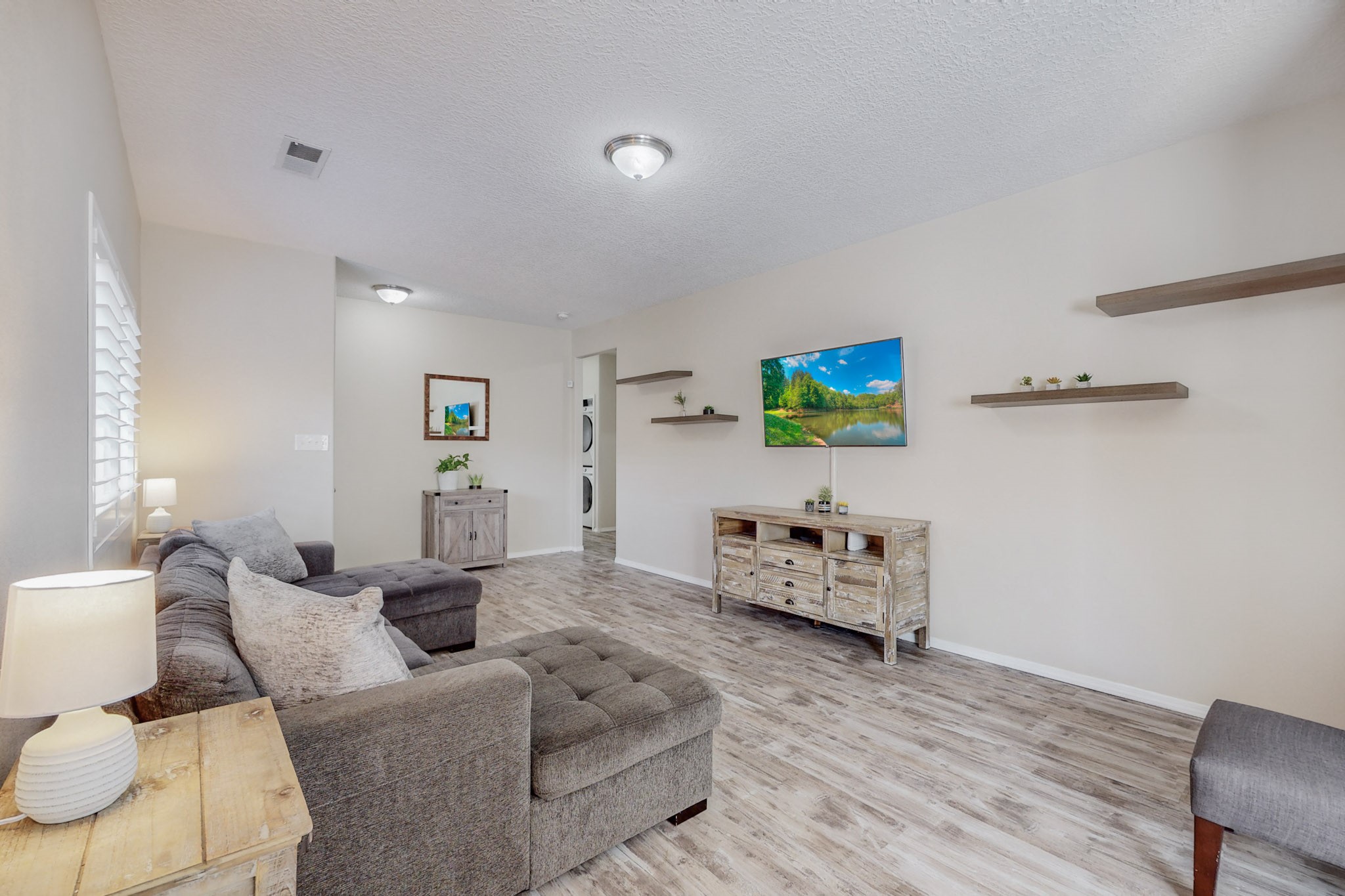 9 Sky Ridge Drive