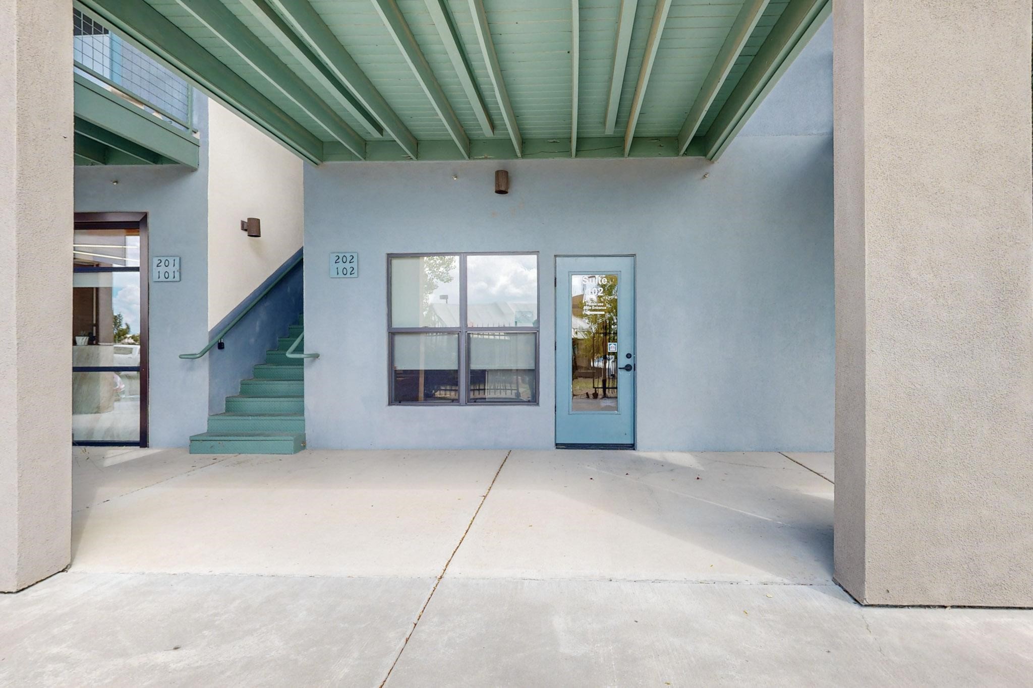 6005 Jaguar Drive 203