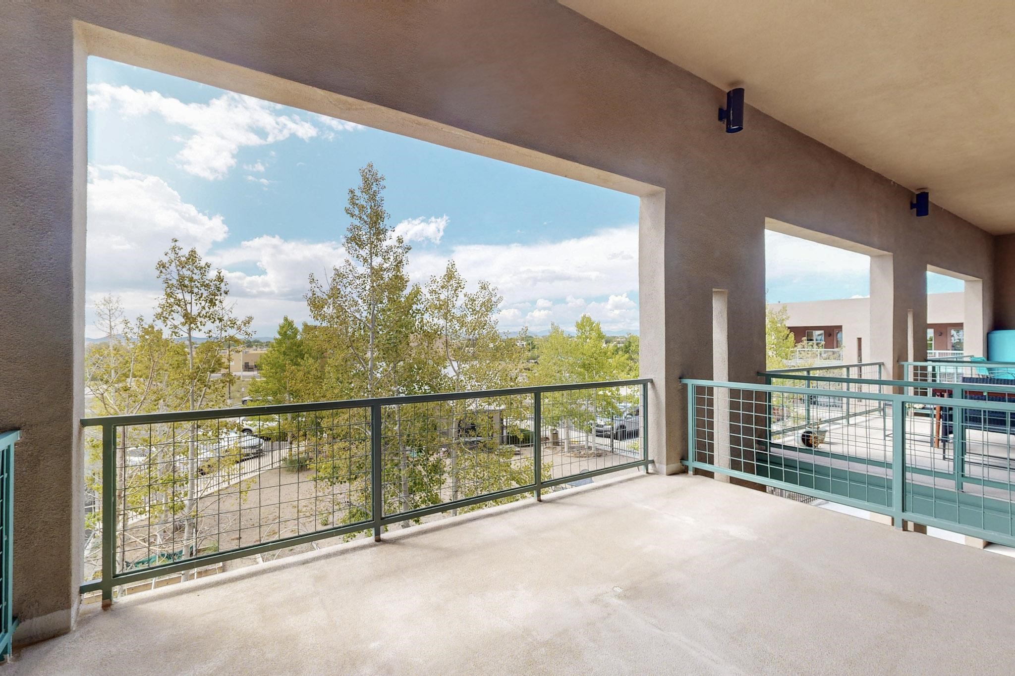 6005 Jaguar Drive 203