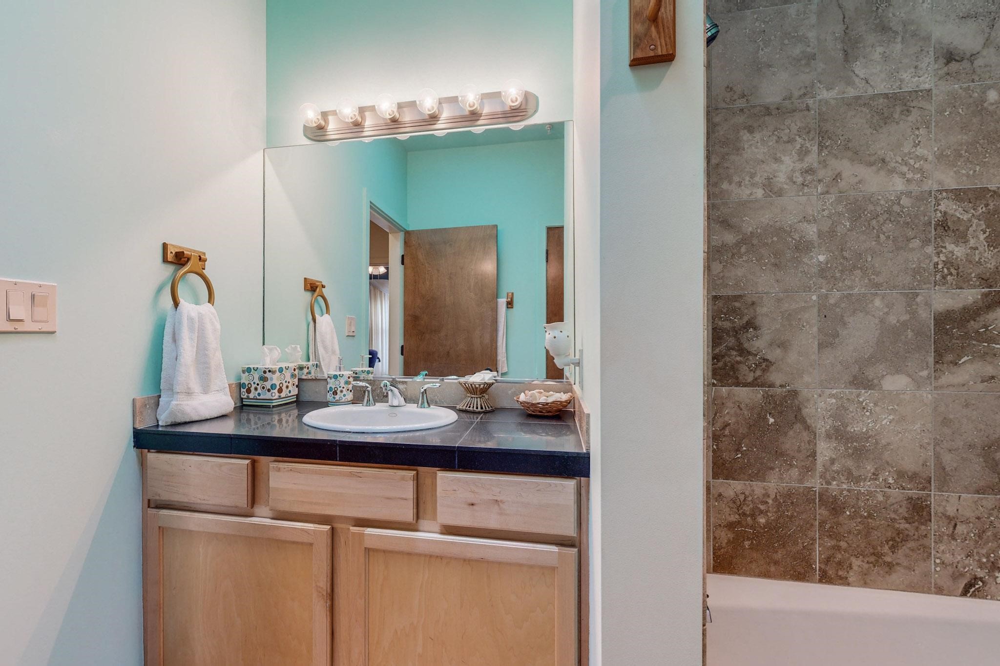 6005 Jaguar Drive 203