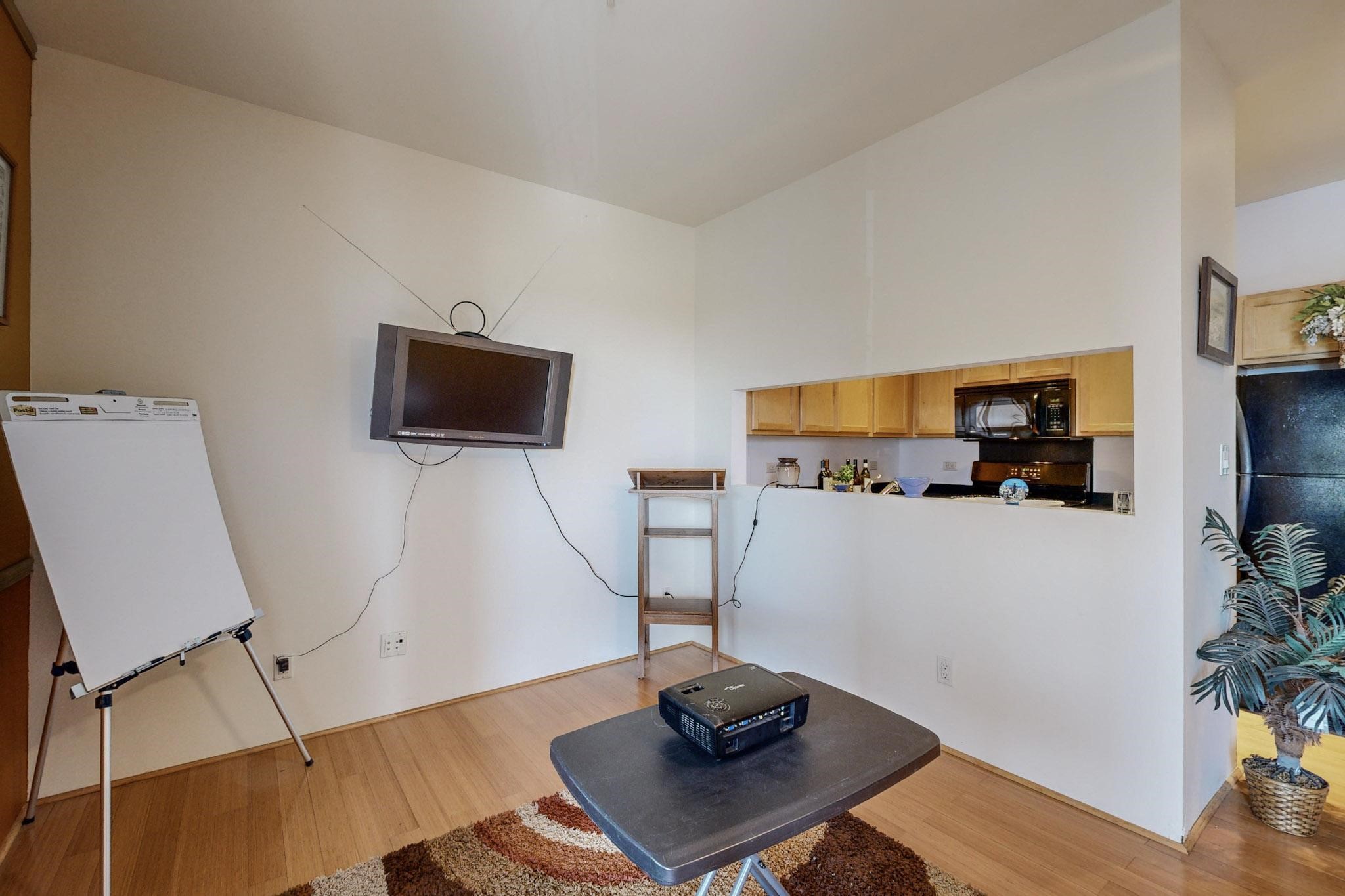 6005 Jaguar Drive 203