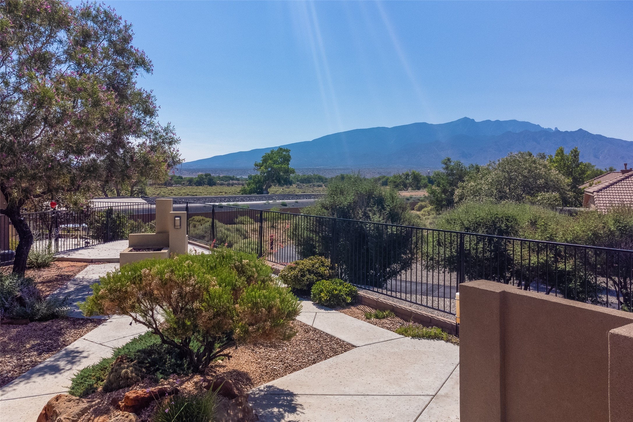 708 Desert Marigold Ct