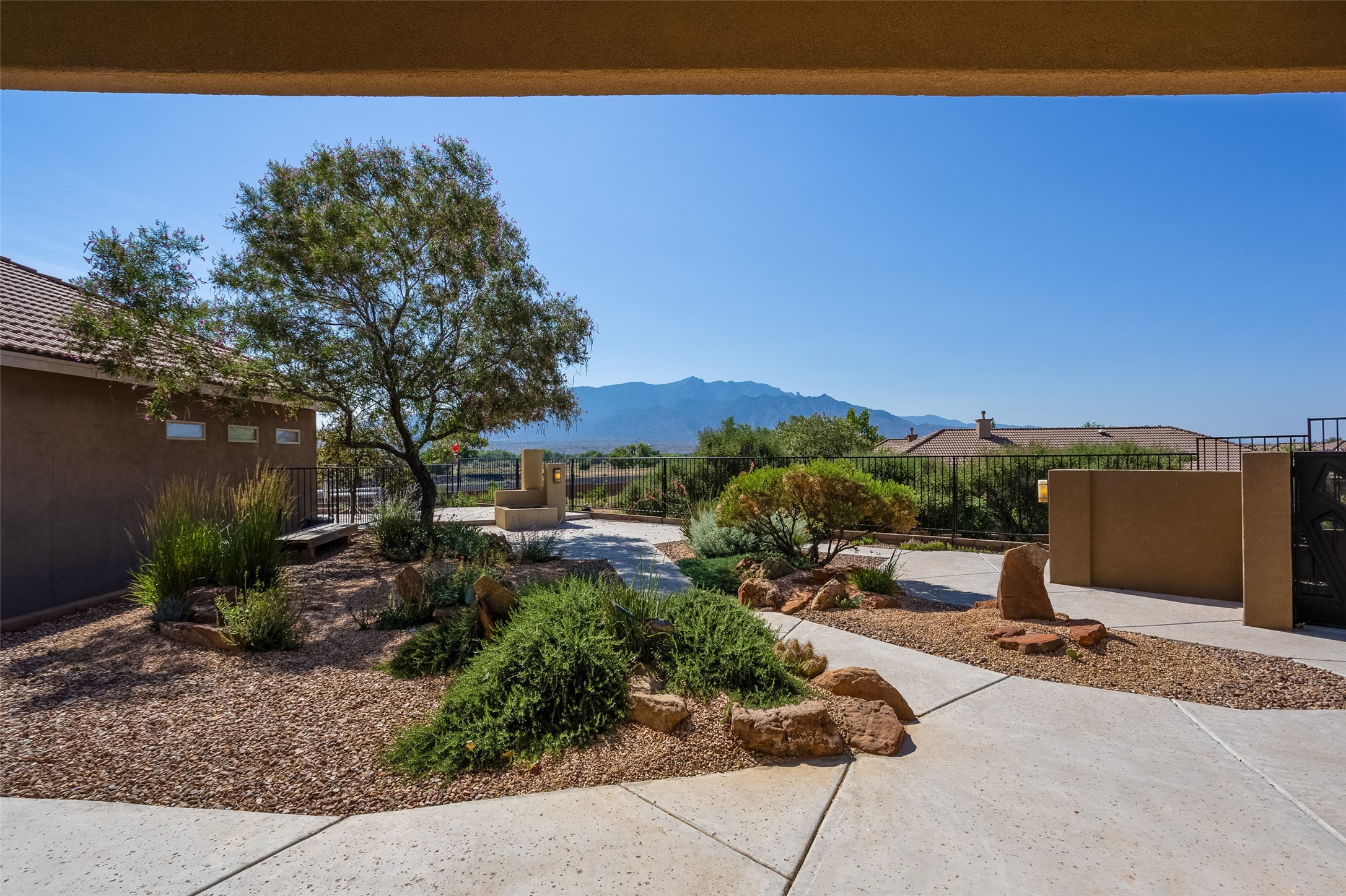 708 Desert Marigold Ct