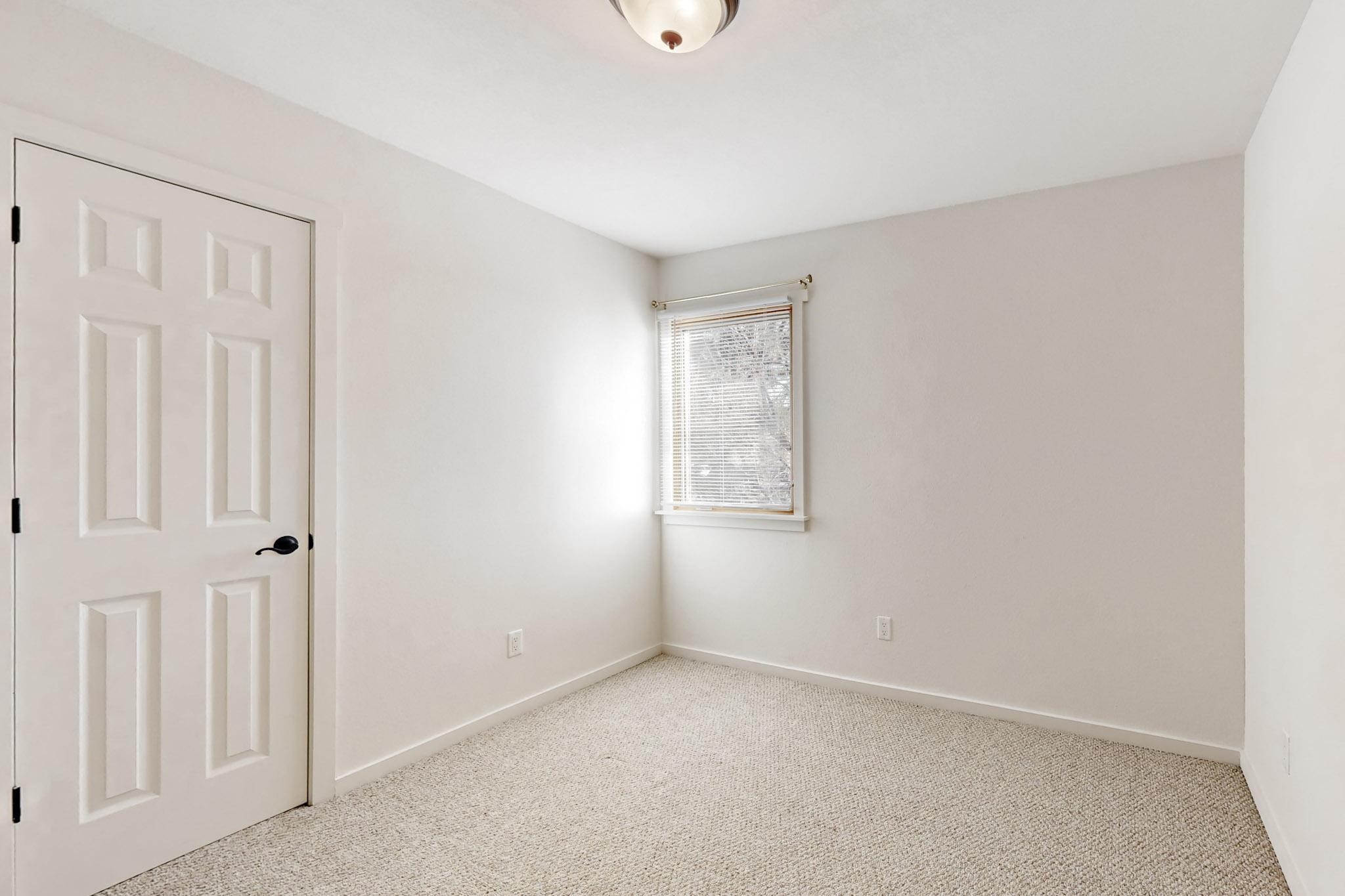 601 W San Mateo Road 142