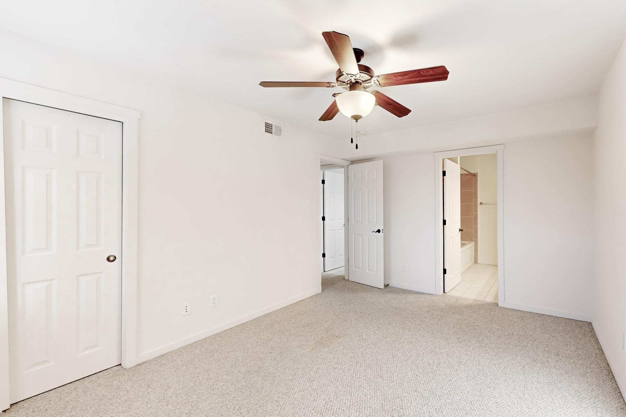 601 W San Mateo Road 142