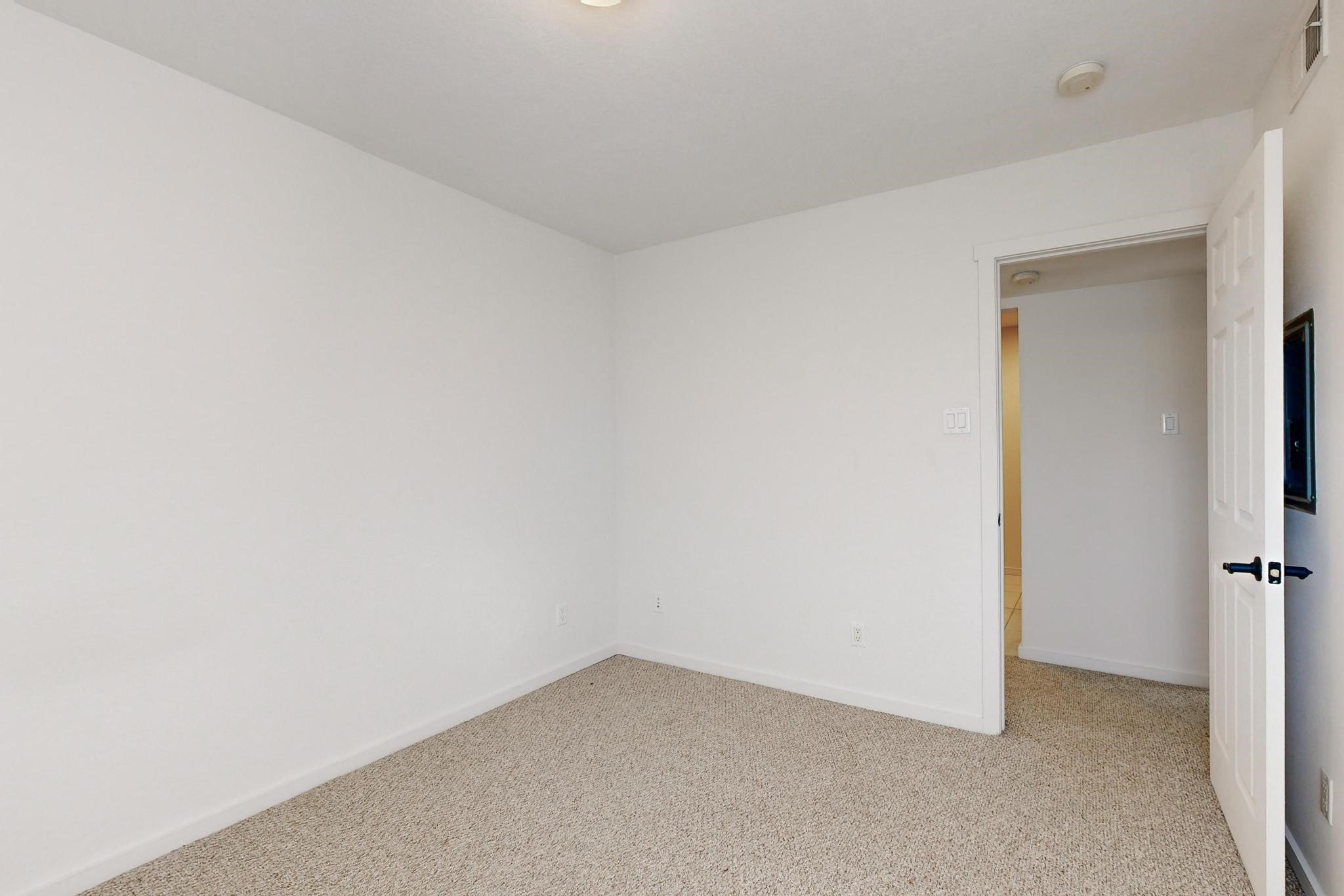 601 W San Mateo Road 142