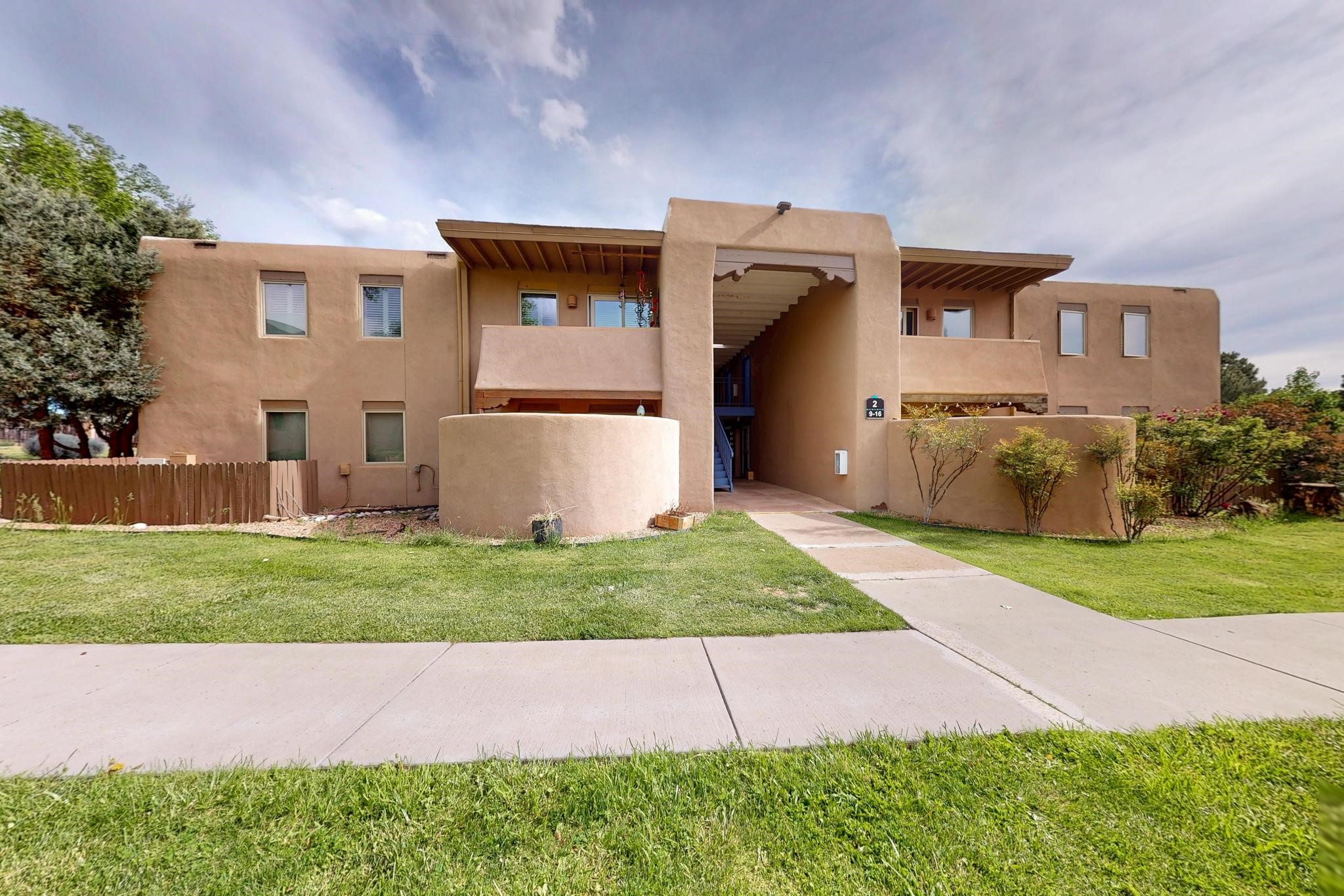 601 San Mateo 10