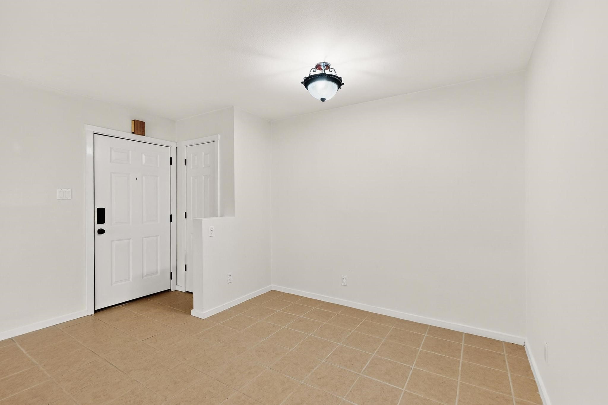 601 San Mateo 10