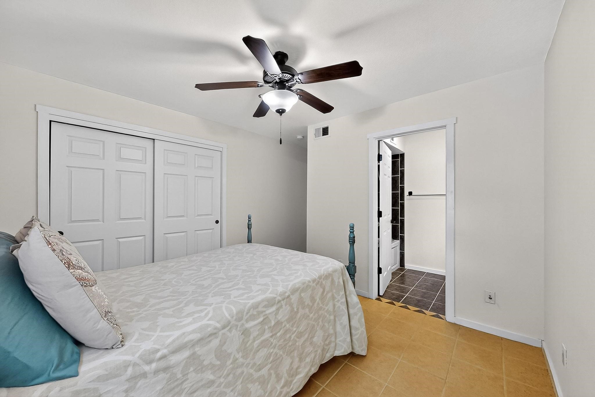 601 San Mateo 10