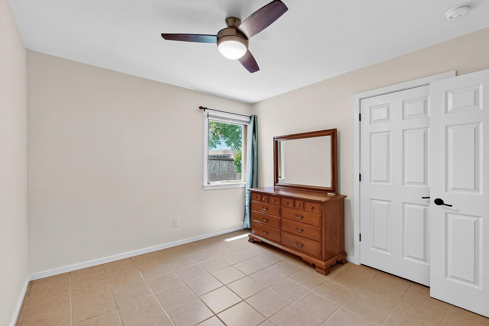 601 San Mateo 10