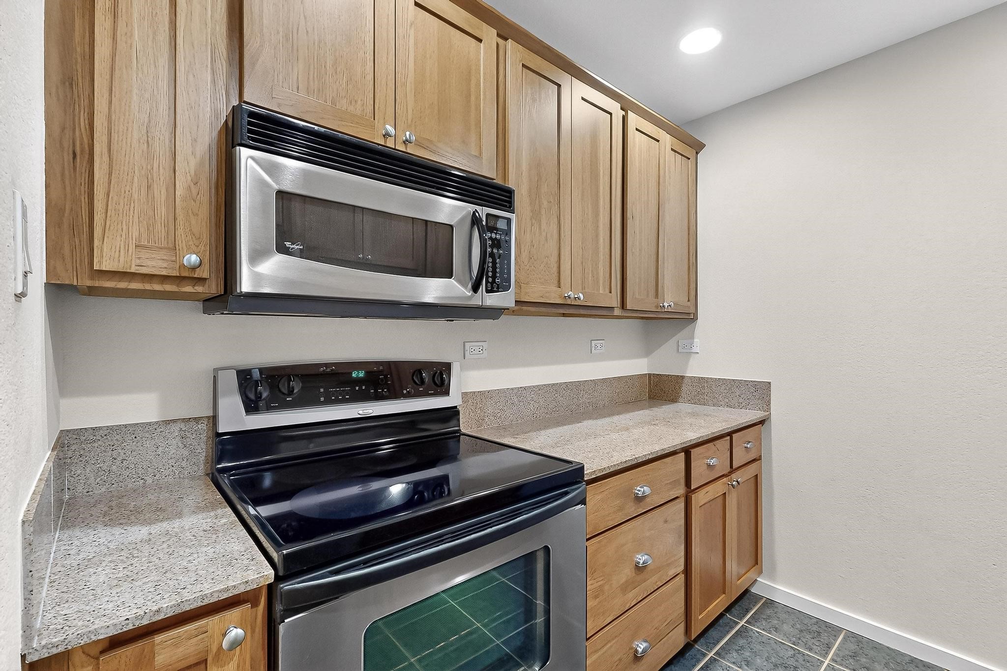 601 San Mateo 10