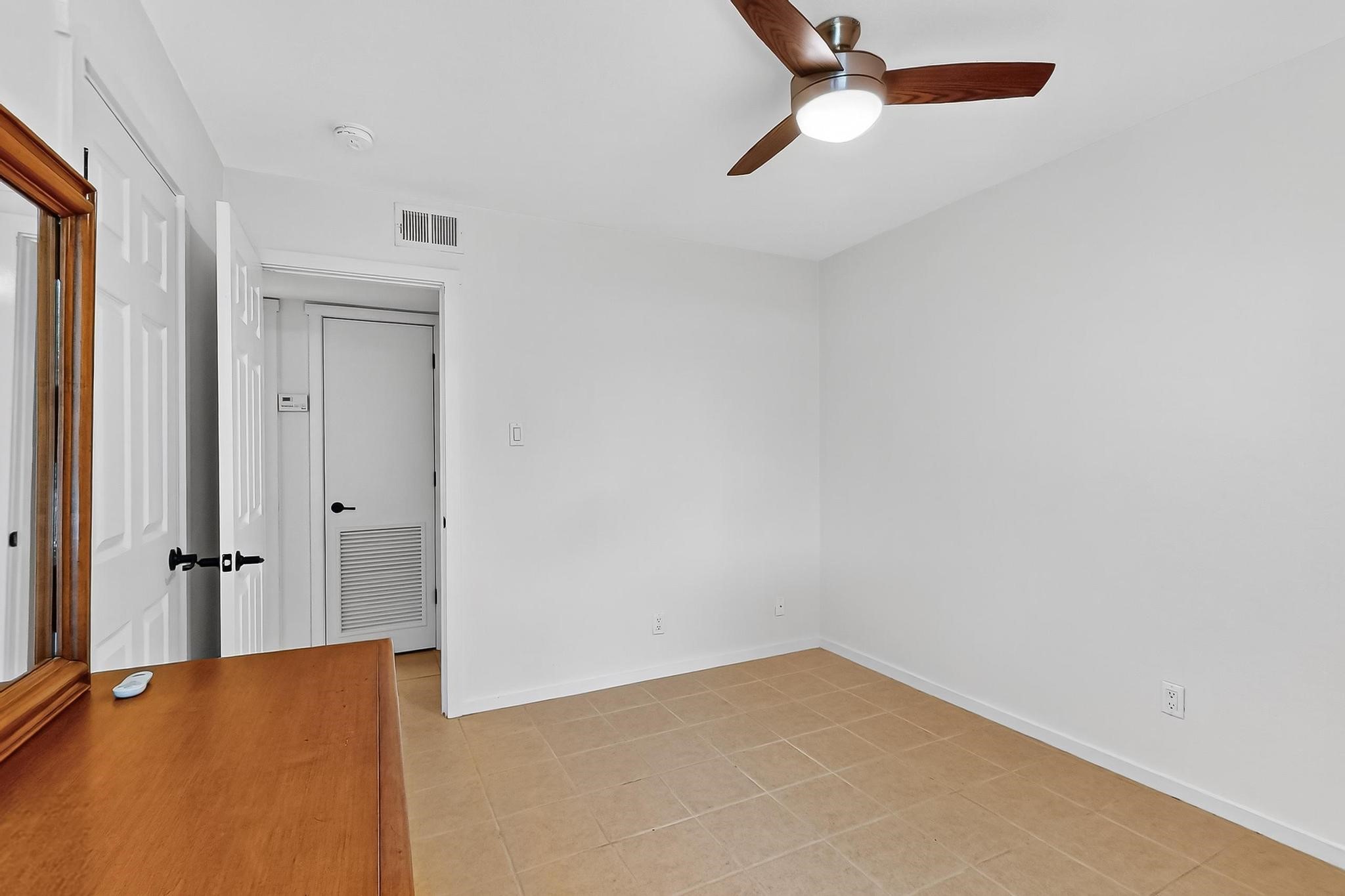 601 San Mateo 10